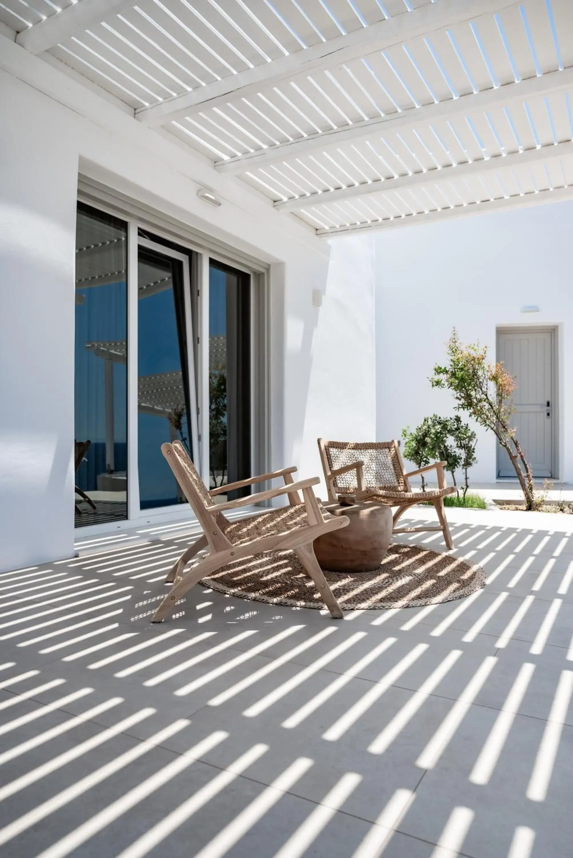 Super Paradise Hotel Super Paradise Hotel