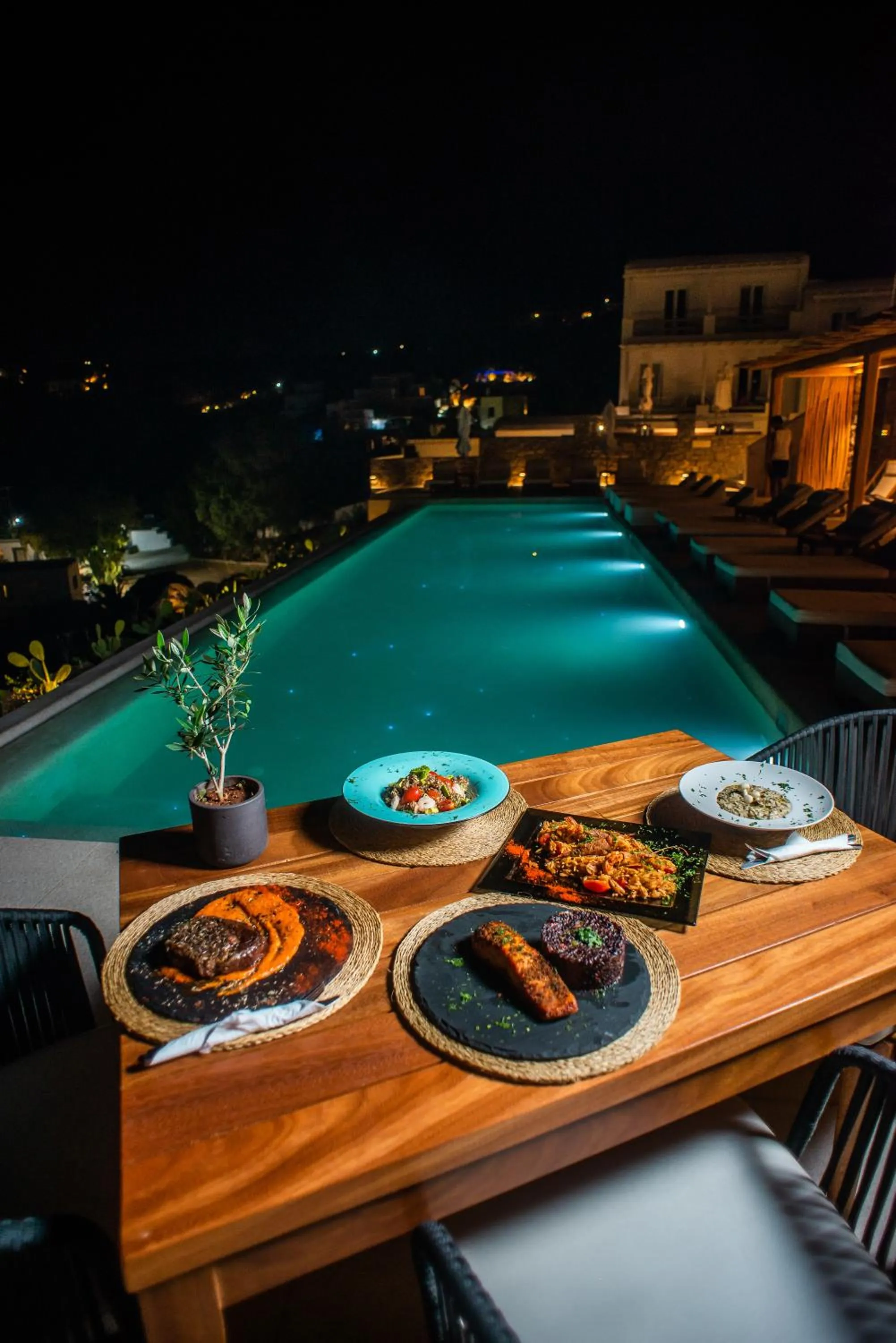 Food in Super Paradise Hotel