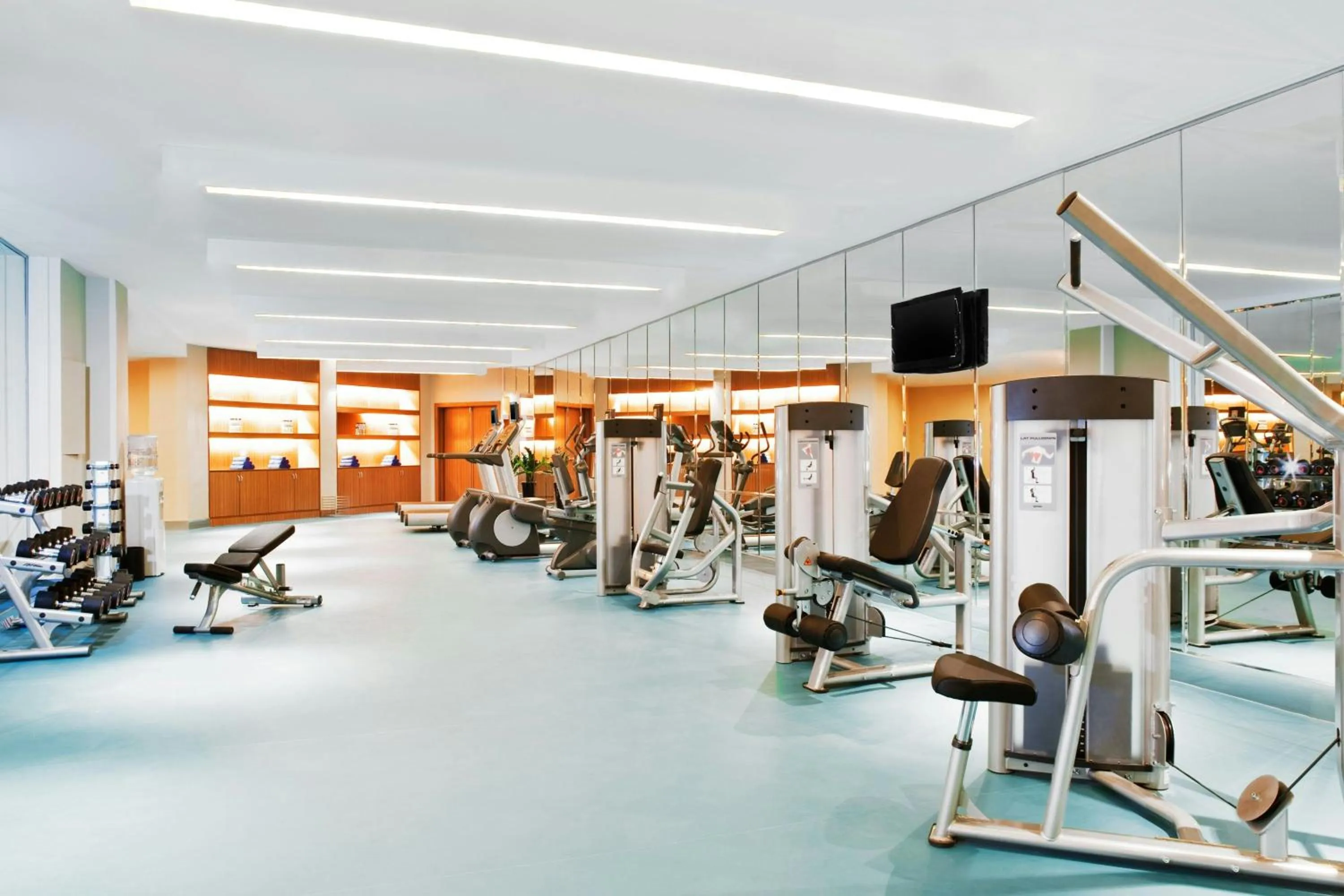 Fitness centre/facilities in Four Points by Sheraton Qingdao, Chengyang