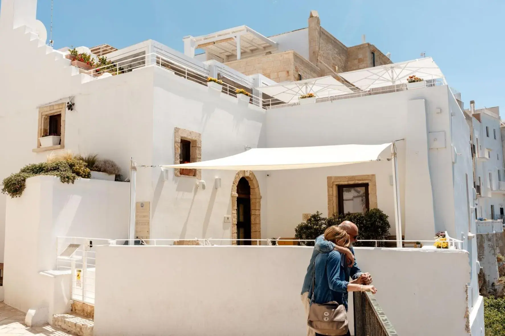 Property building in Aquamarea Property building in Aquamarea