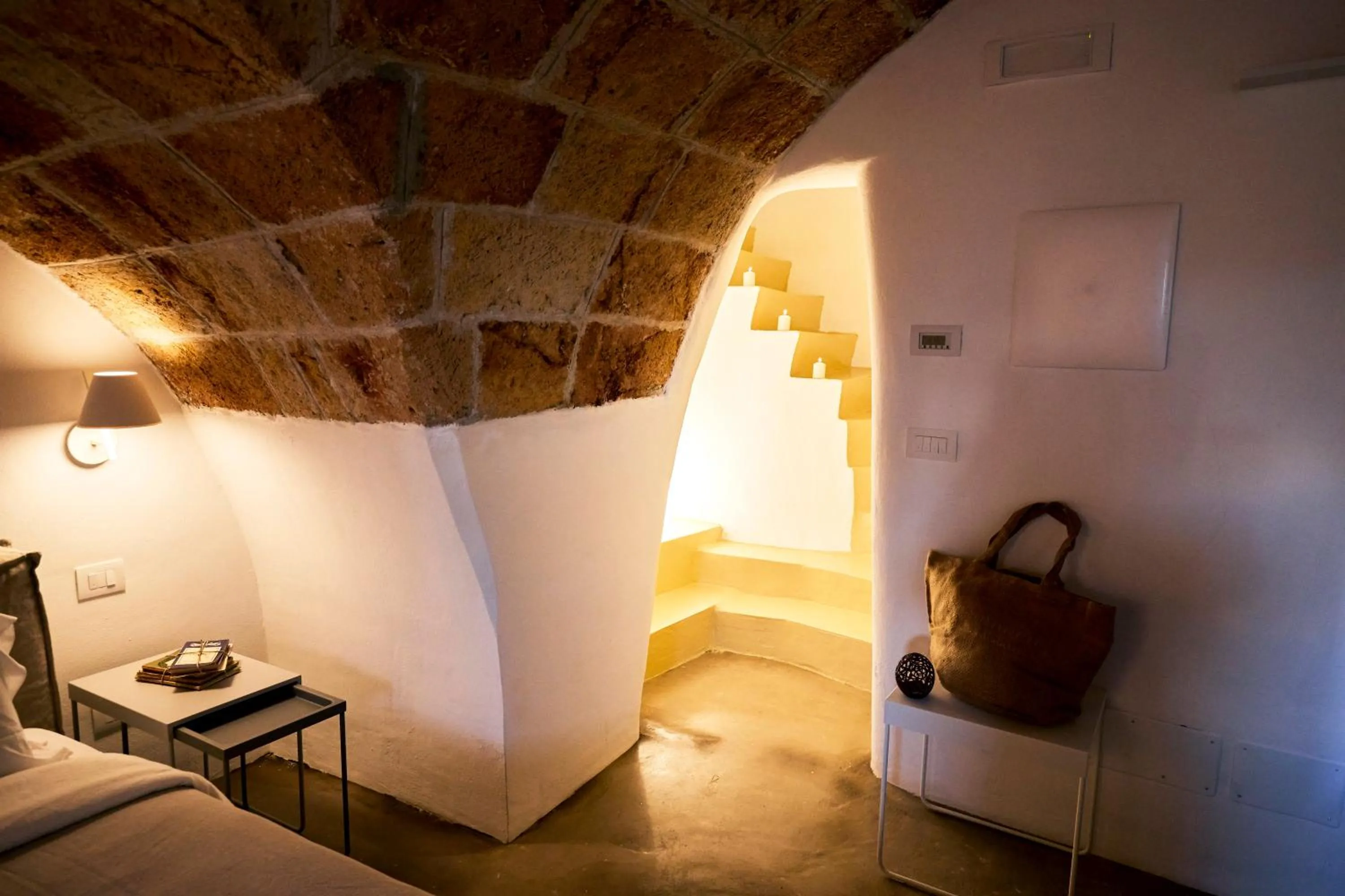 Photo of the whole room in Aquamarea