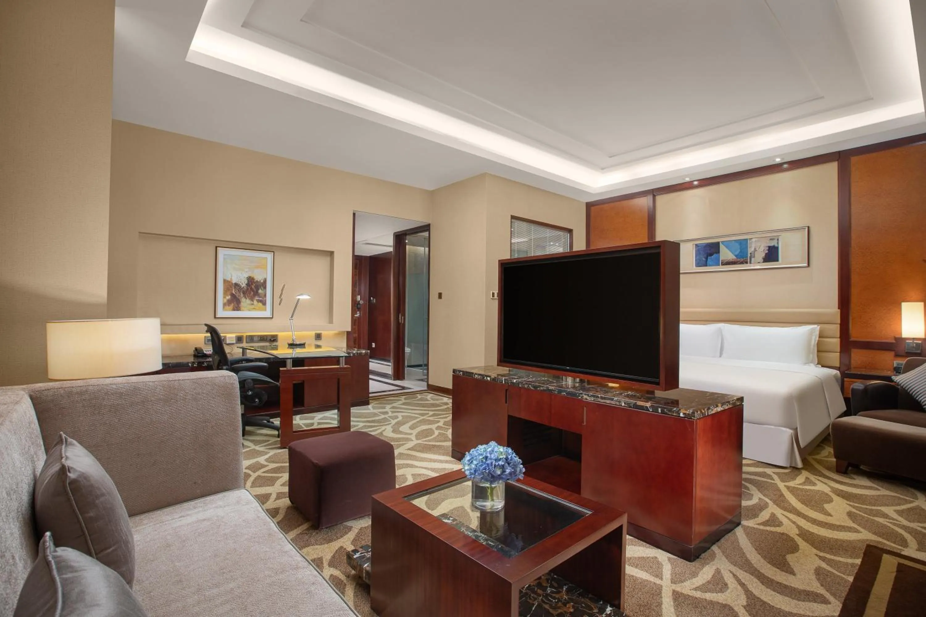 Photo of the whole room in Crowne Plaza Tianjin Binhai Center by IHG