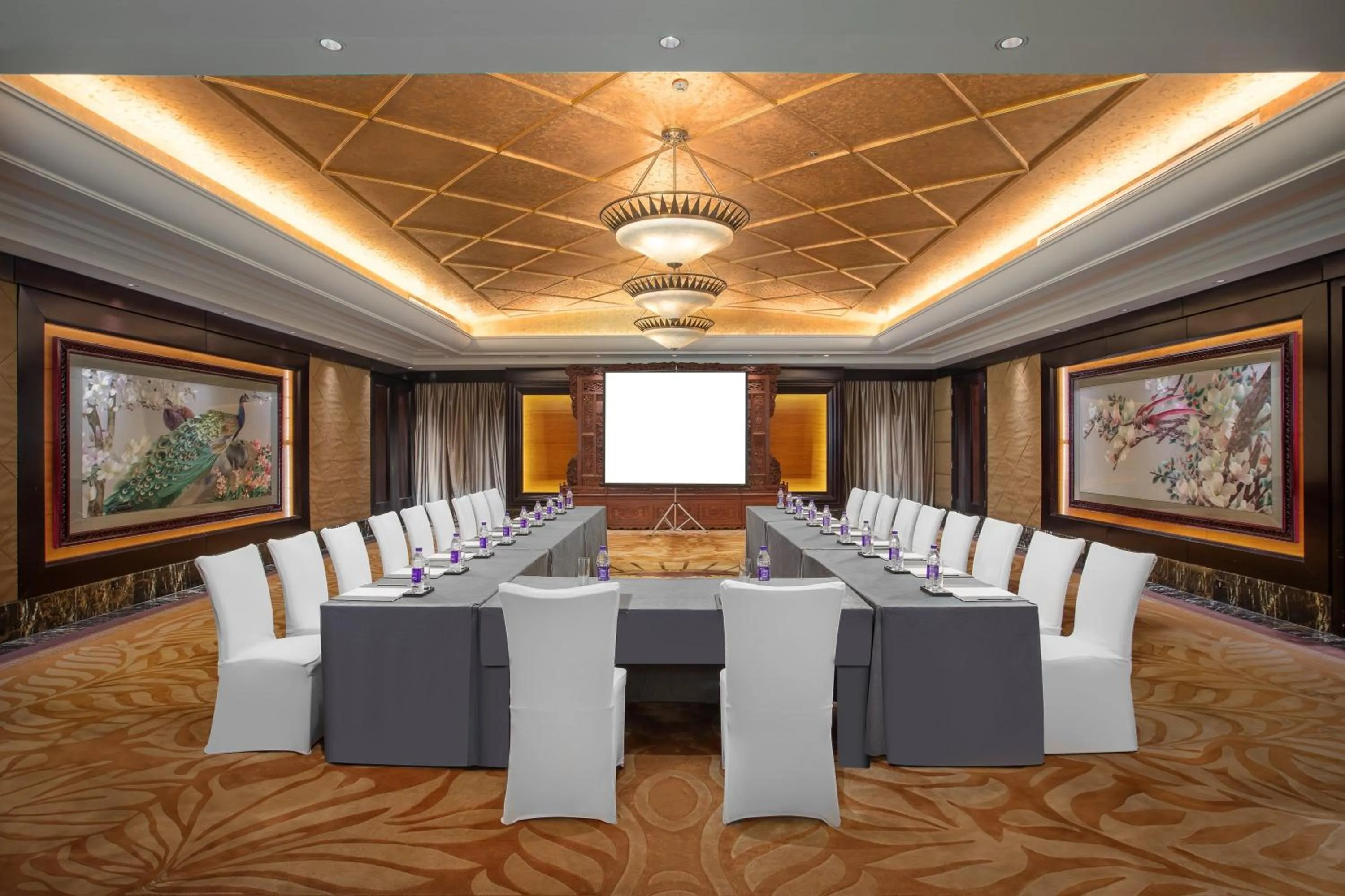 Meeting/conference room in Crowne Plaza Tianjin Binhai Center by IHG