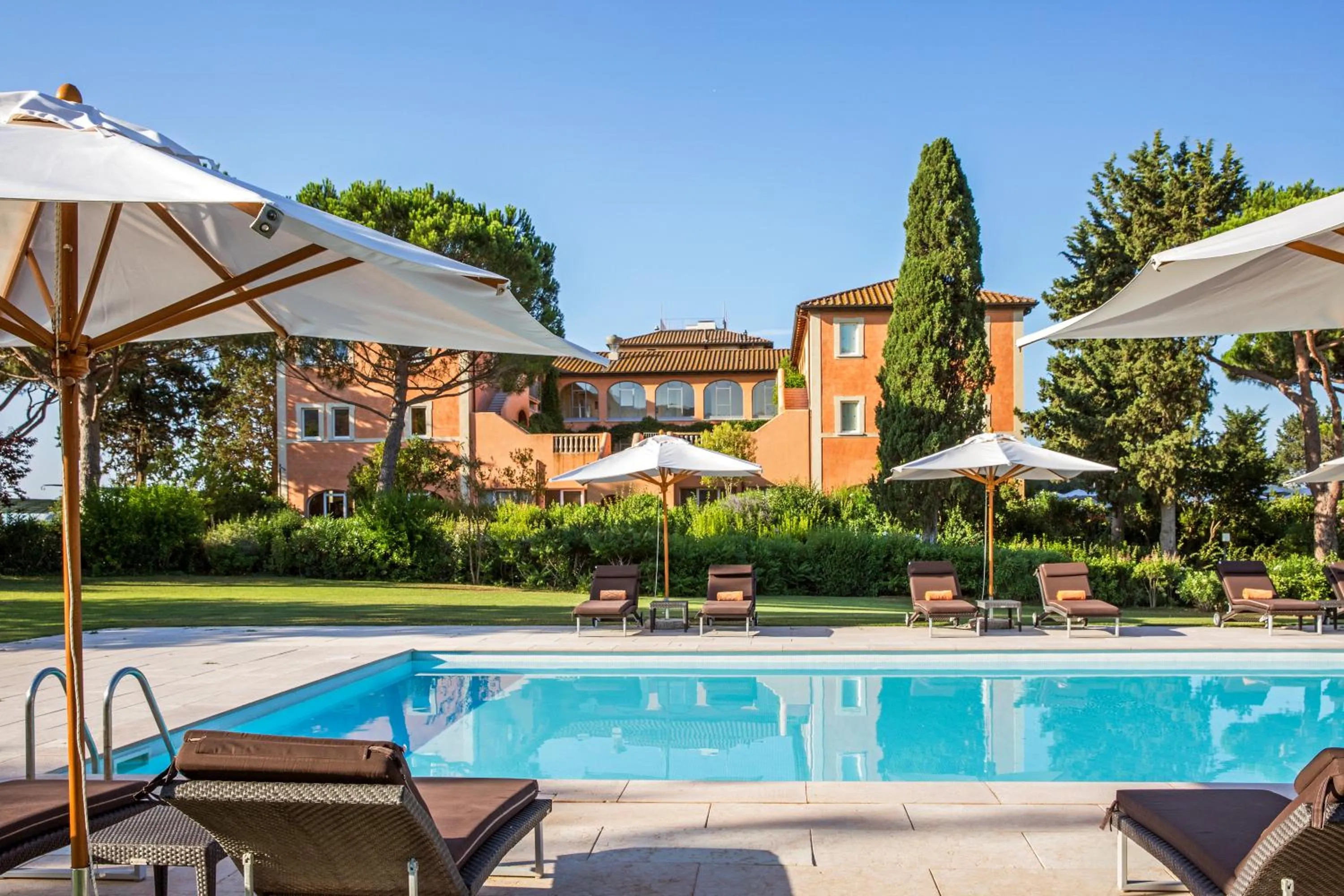 Garden view in L'Andana Tenuta La Badiola