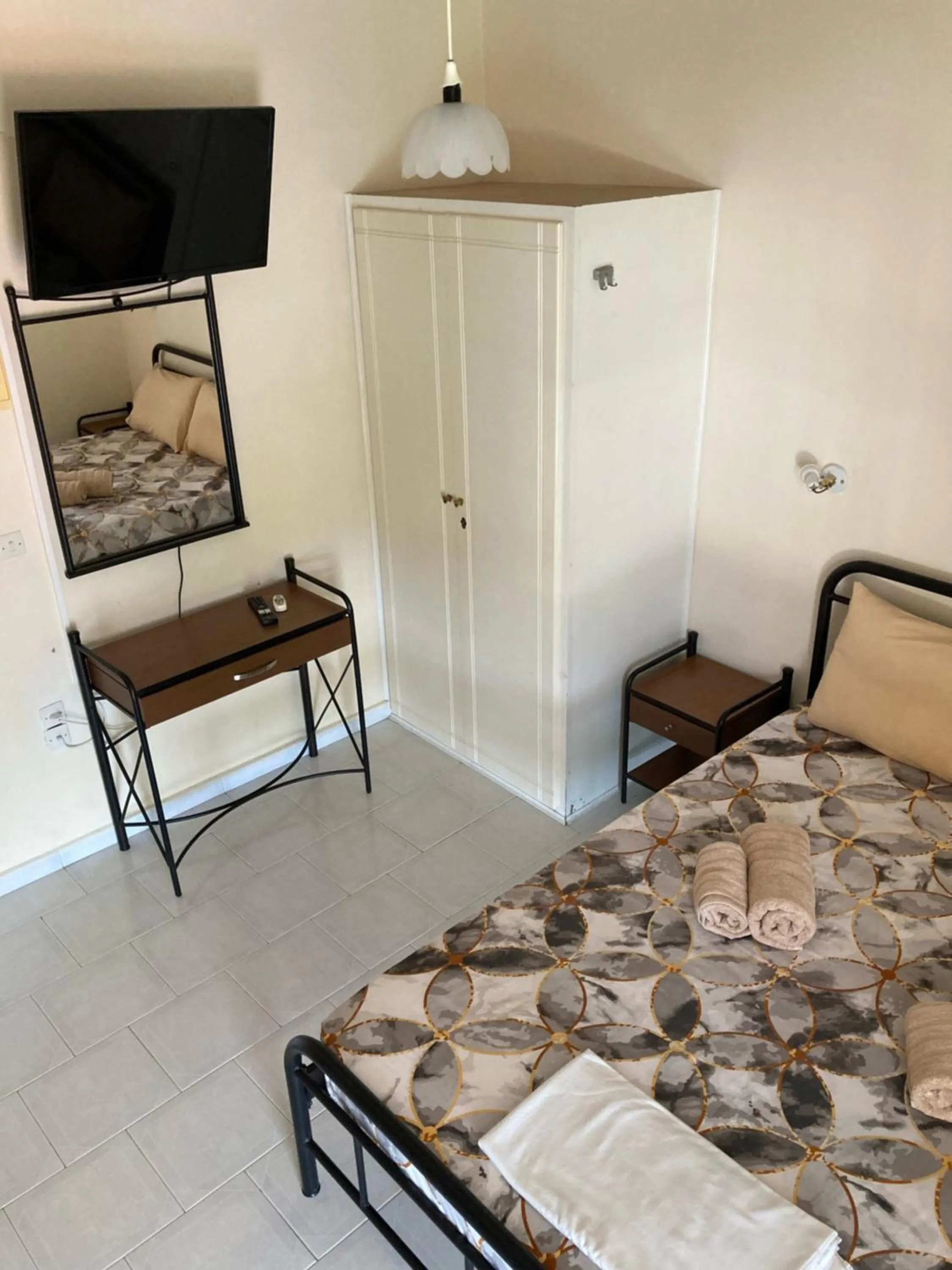 Bed in Polyxenis Rooms