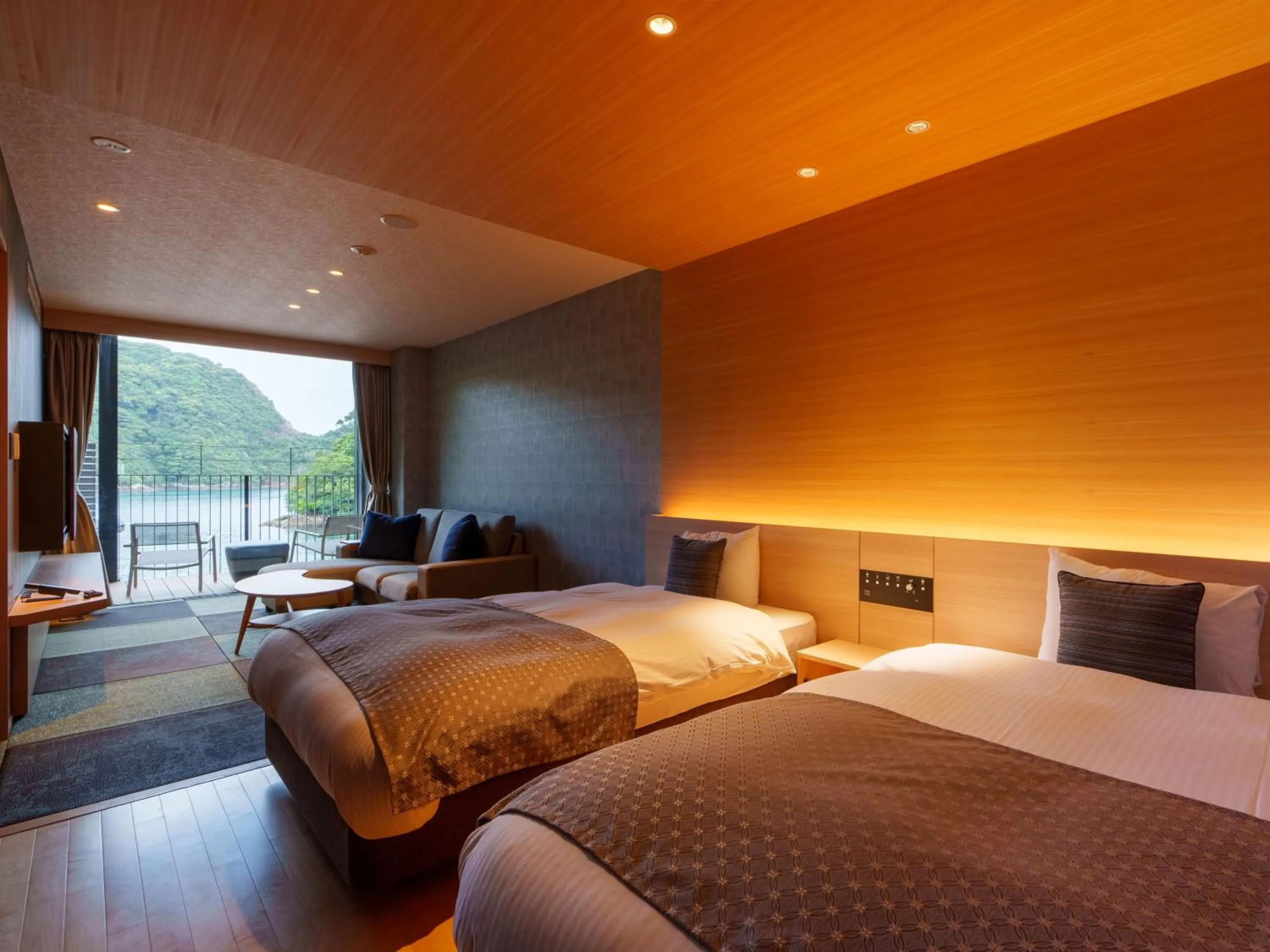 Photo of the whole room, Bed in Kumano-bettei Nakanoshima