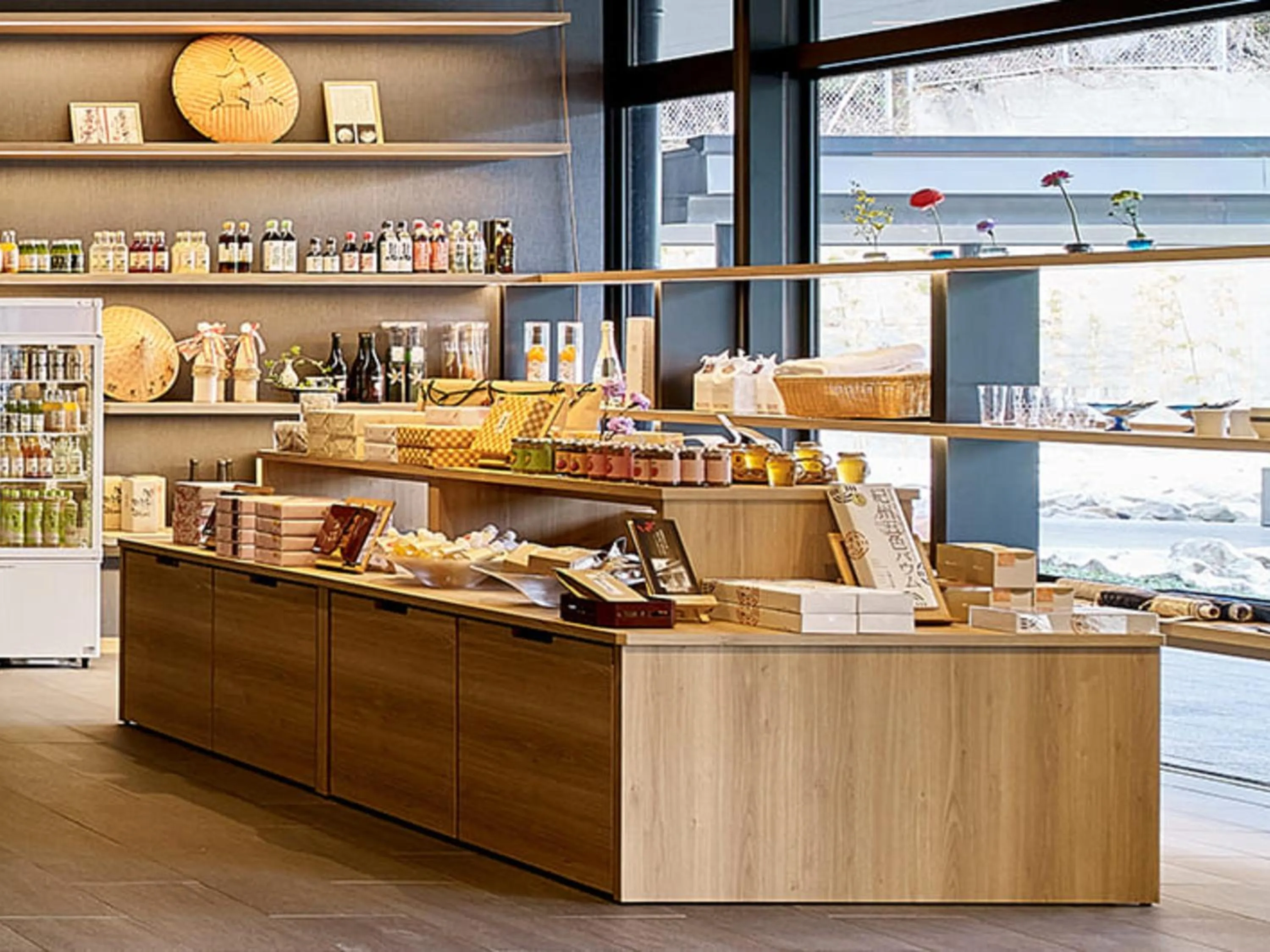 On-site shops in Kumano-bettei Nakanoshima