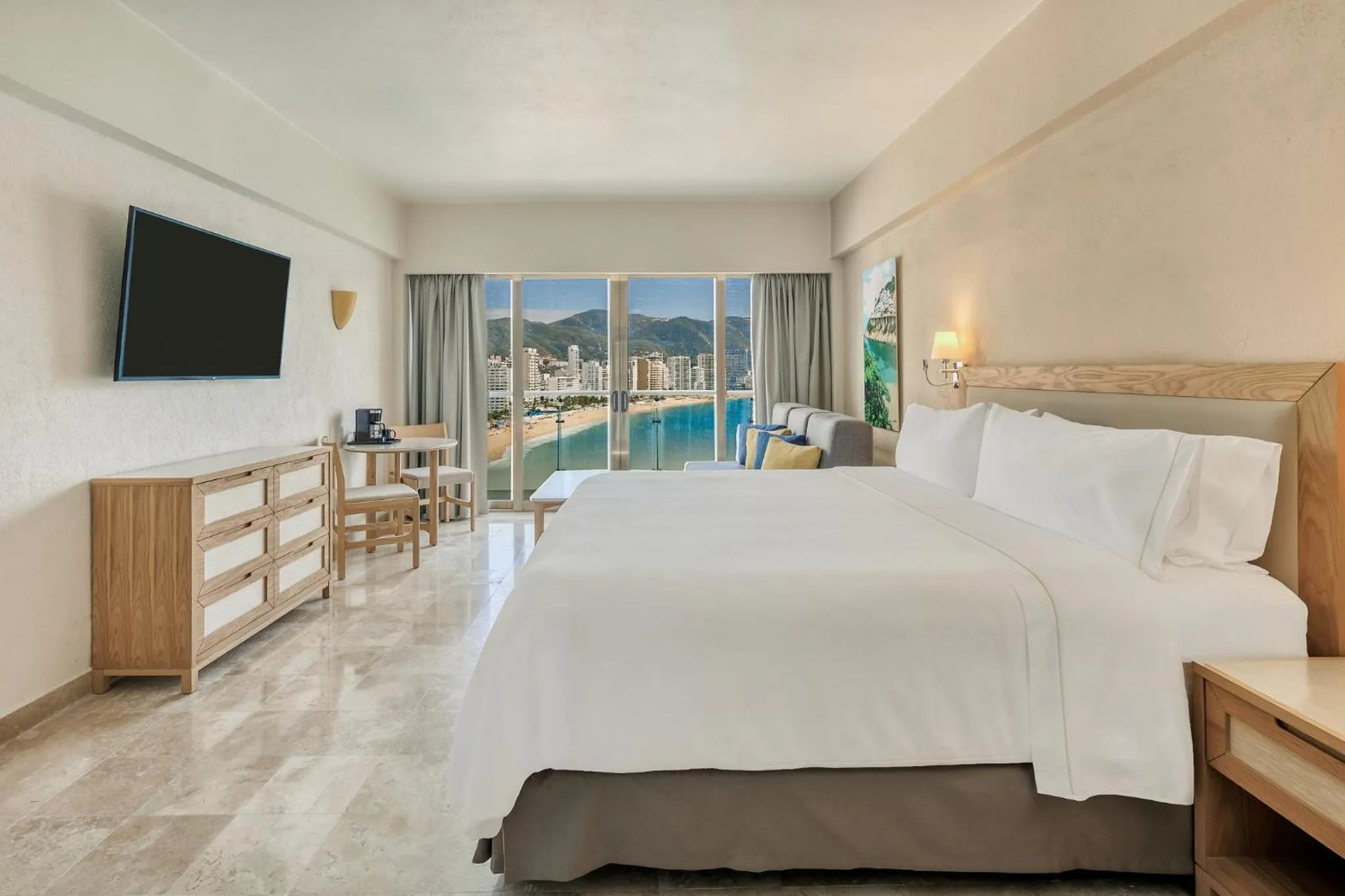 Photo of the whole room, Bed in Fiesta Americana Acapulco Villas