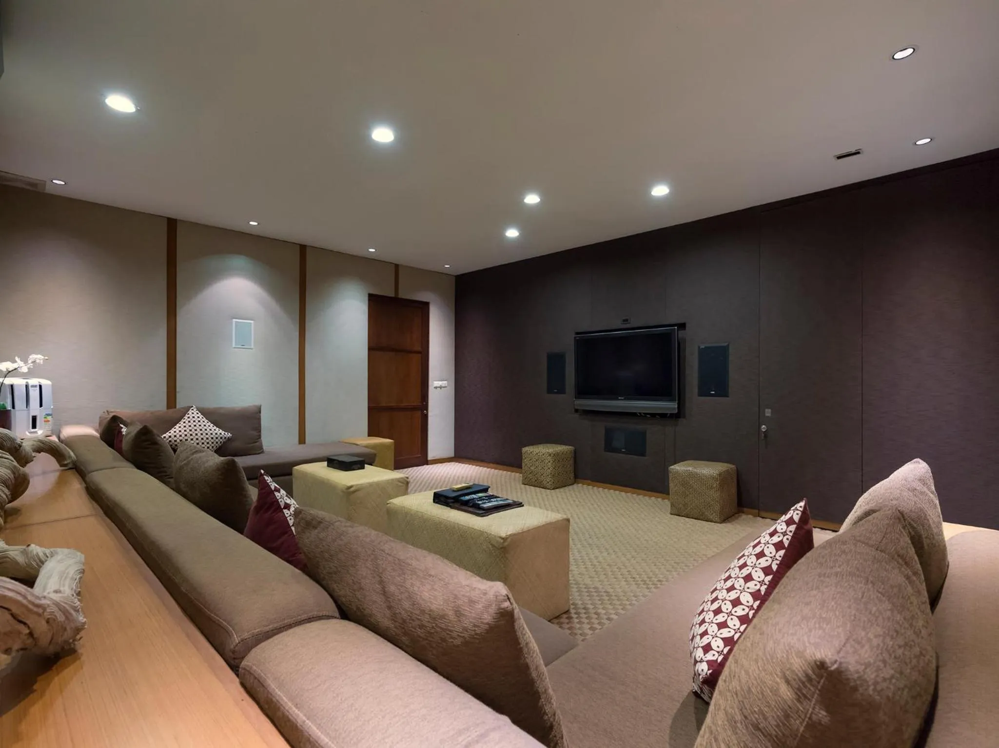 TV and multimedia in The Longhouse, Jimbaran - Bali