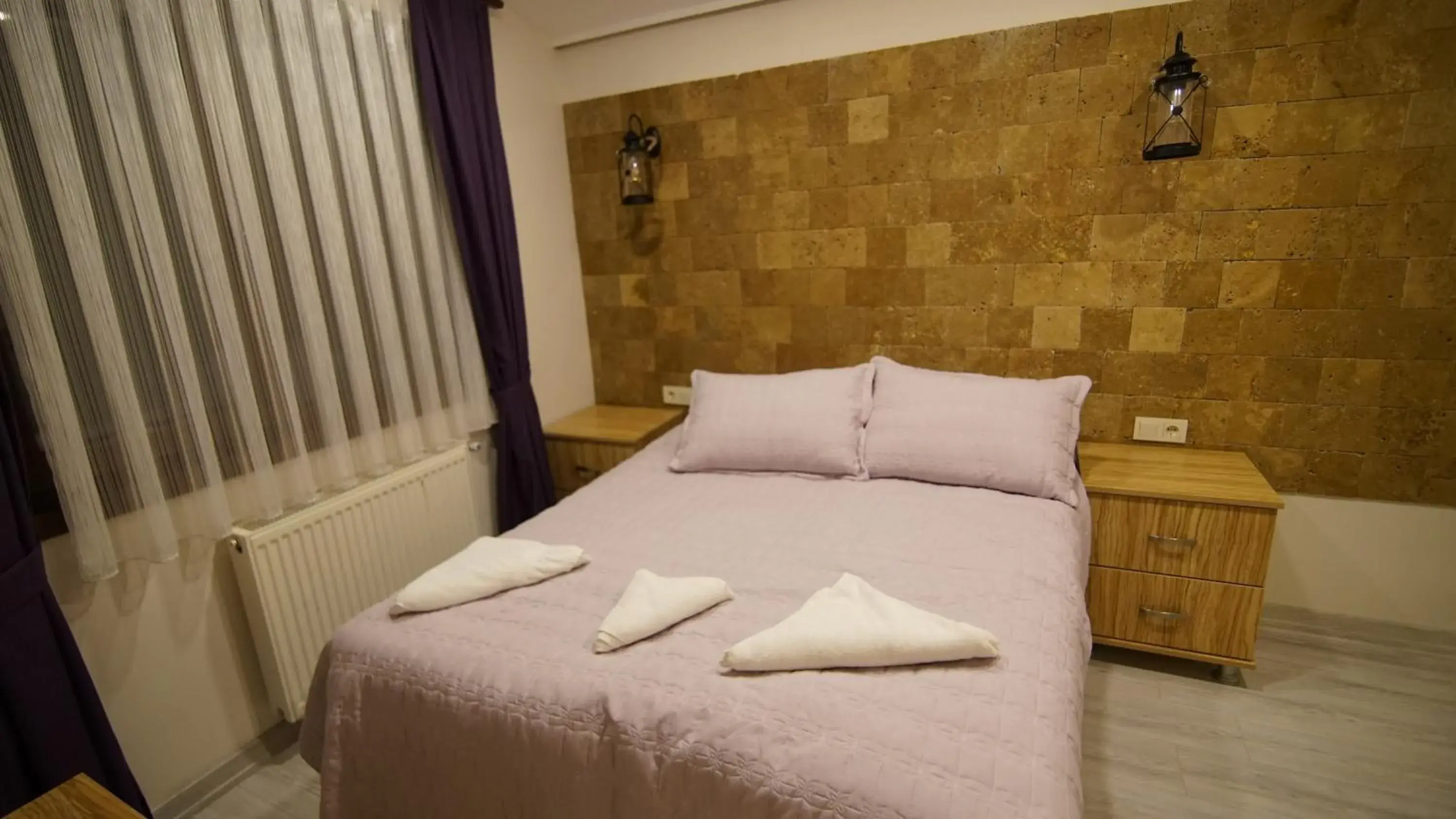 Double Room - single occupancy in Castle Nolana Double Room - single occupancy in Castle Nolana