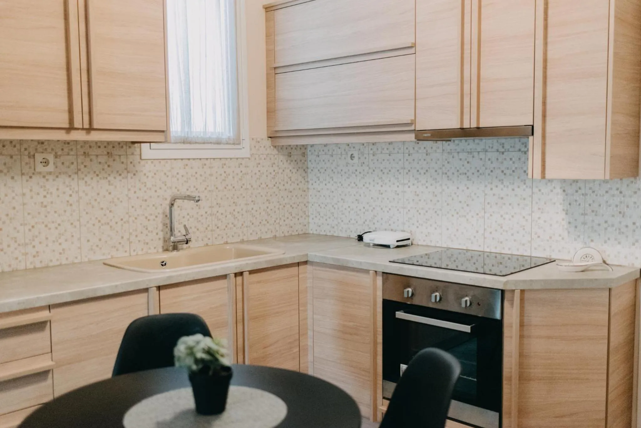 Kitchen or kitchenette in BEST HOUSE, DECK APRTM., OLD PORT OF PATRAS