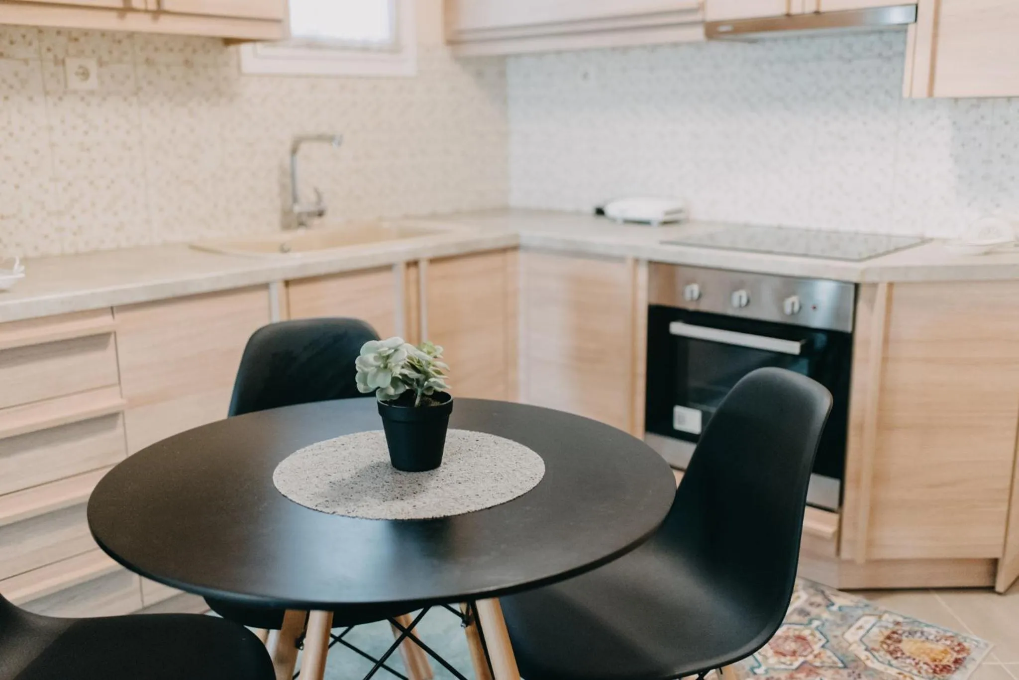 Kitchen or kitchenette in BEST HOUSE, DECK APRTM., OLD PORT OF PATRAS