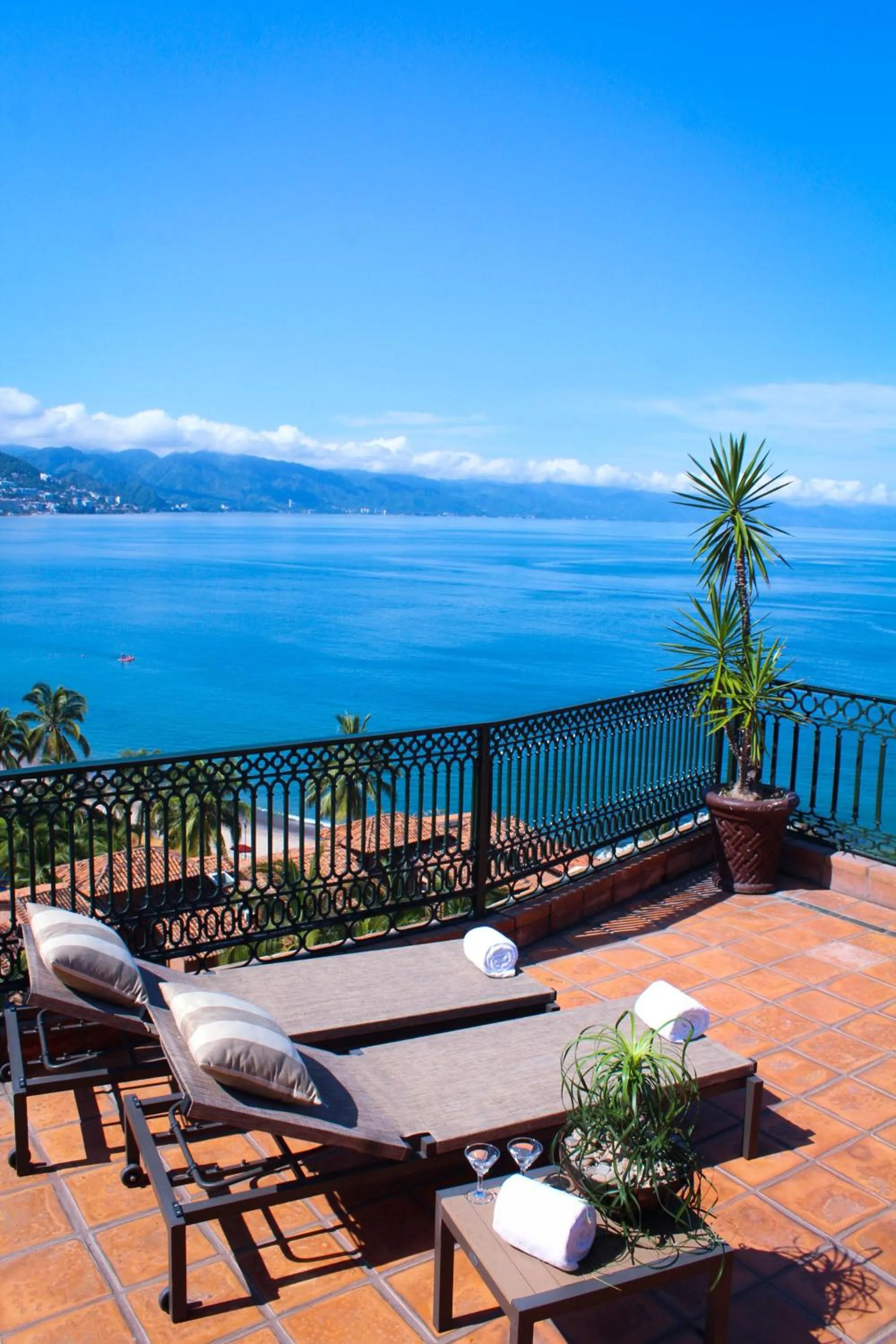 Photo of the whole room in Fiesta Americana Puerto Vallarta All Inclusive & Spa