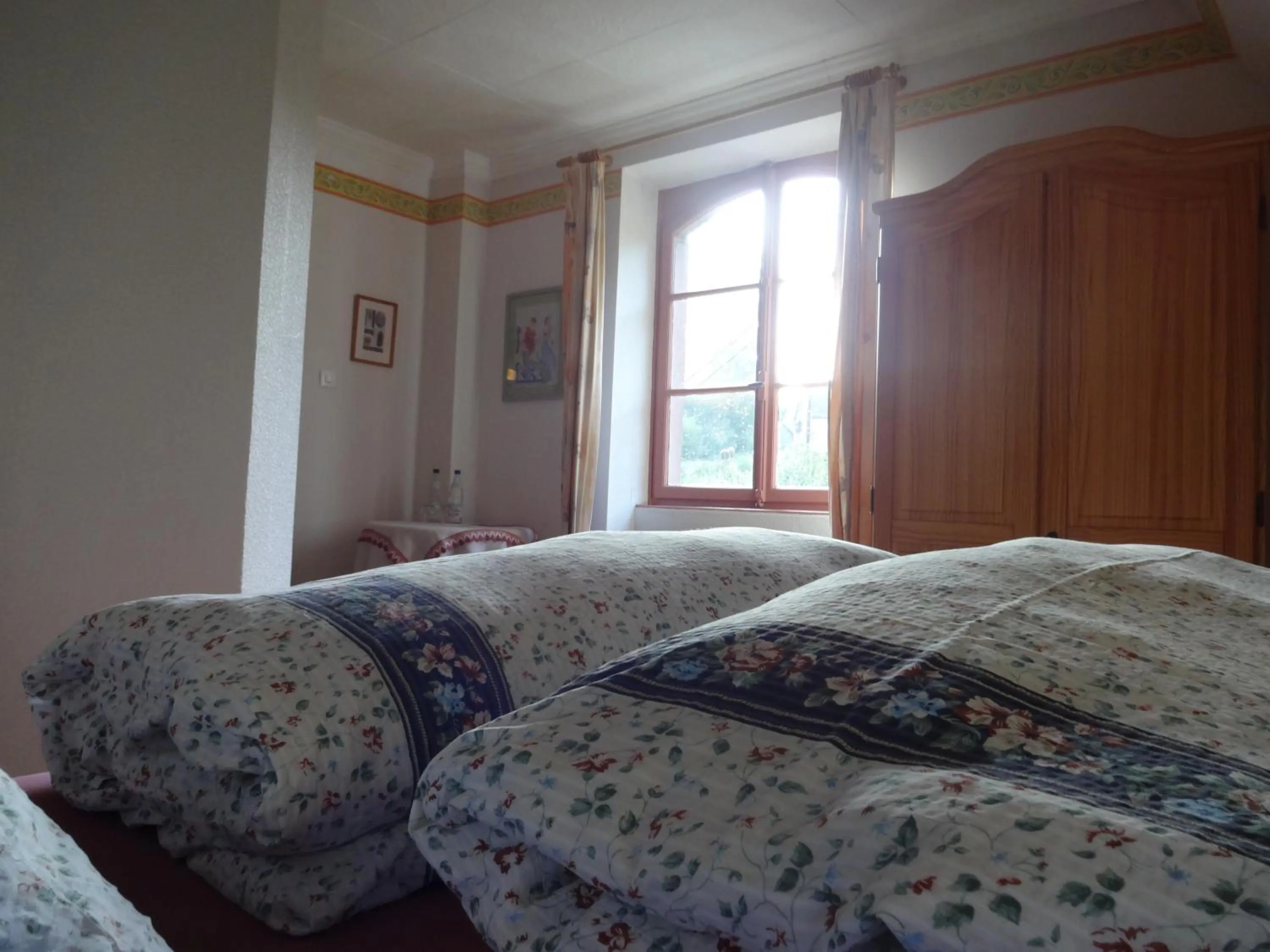 Bed in Hotel-Restaurant du Windstein