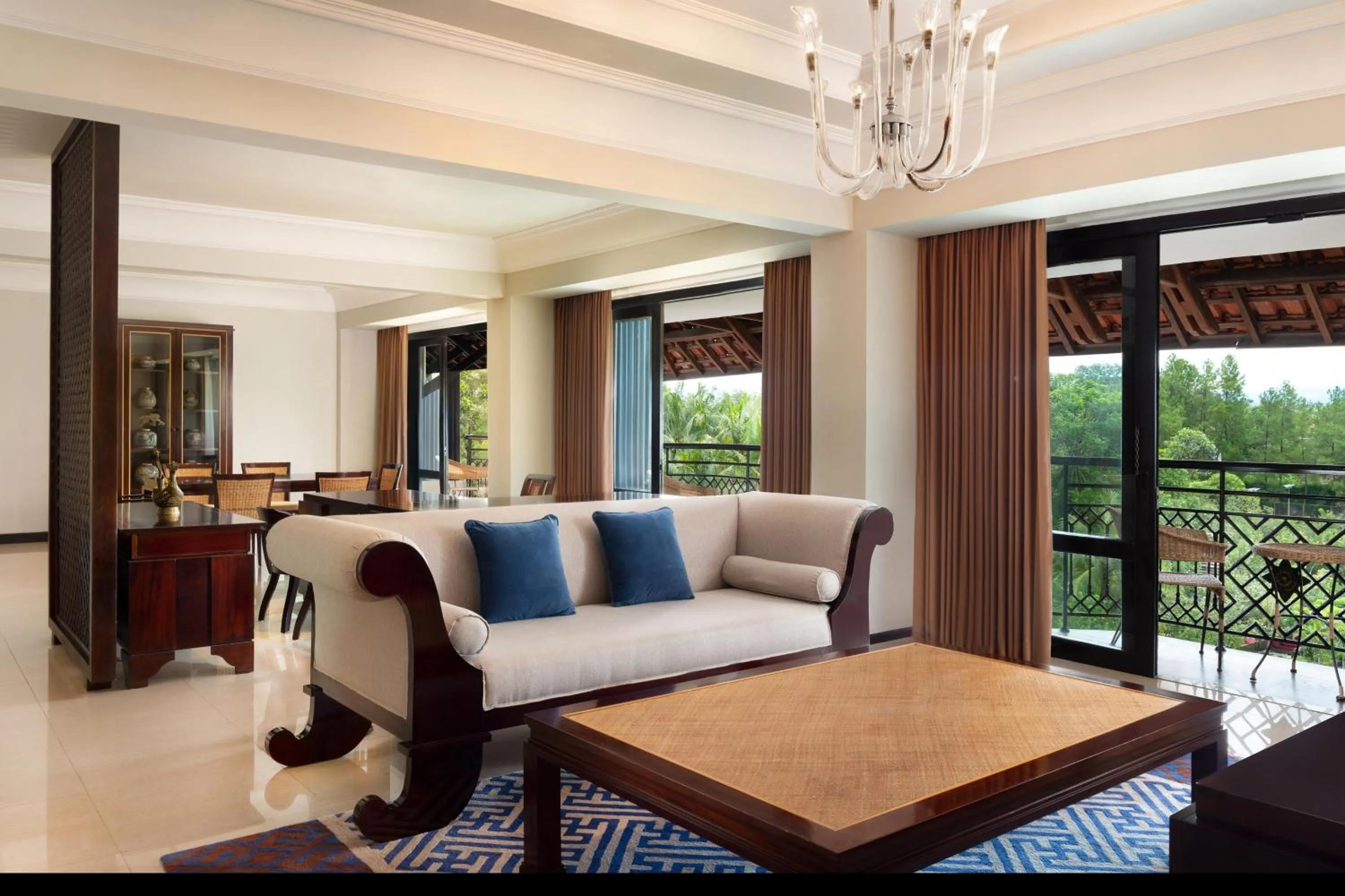 Living room in Mustika Yogyakarta Resort and Spa