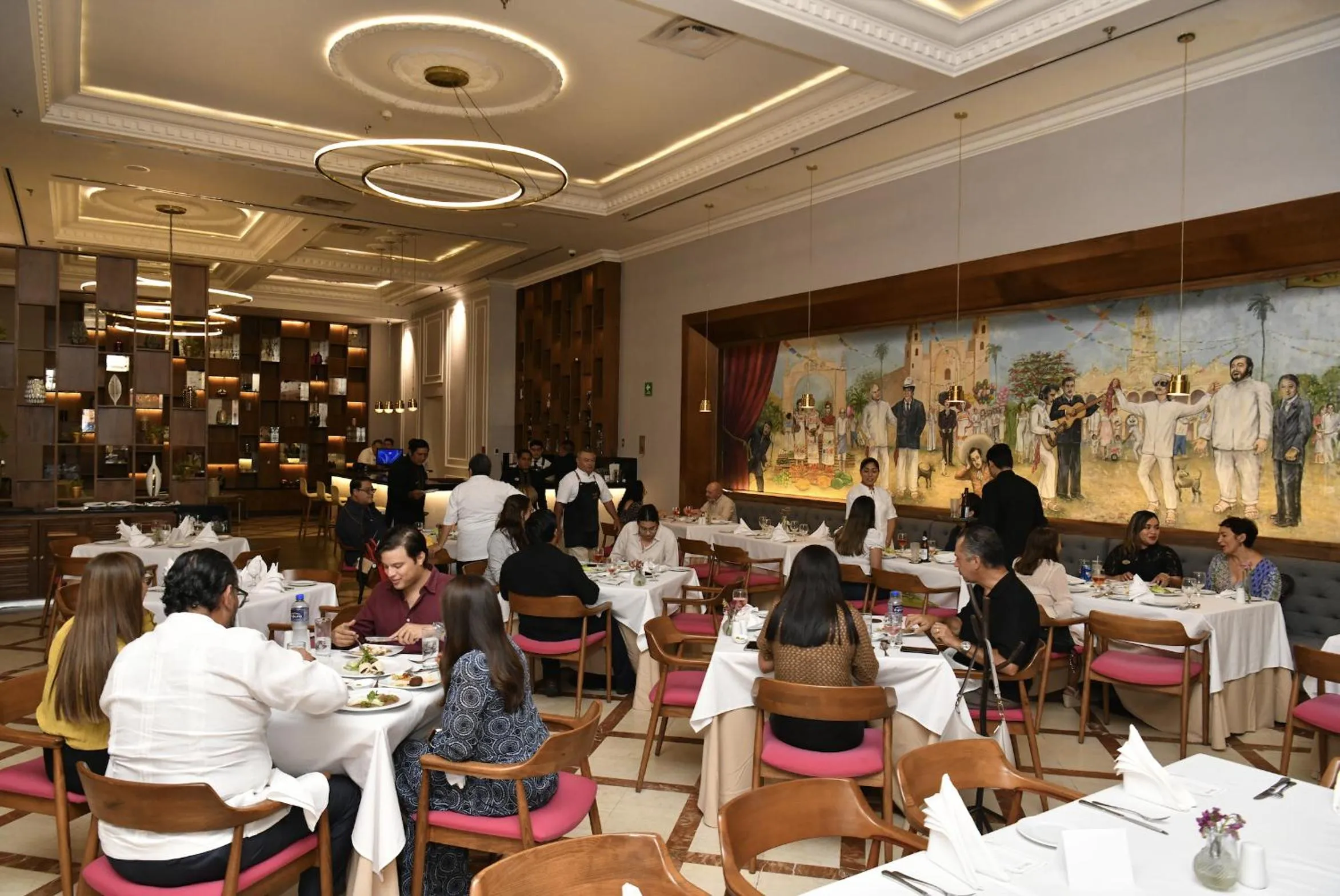 Restaurant/places to eat in Fiesta Americana Merida