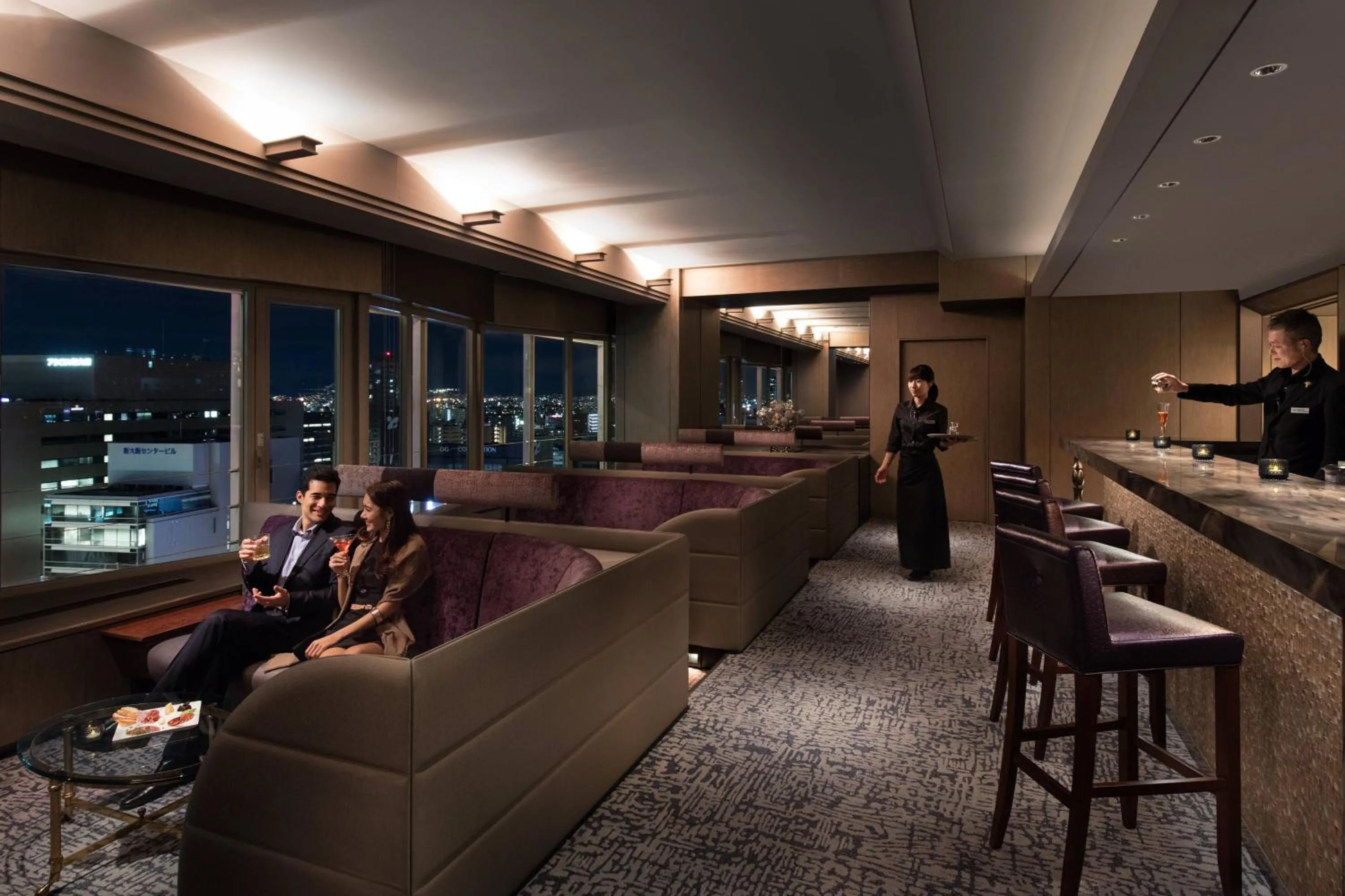 Lounge or bar in Courtyard by Marriott Shin-Osaka Station