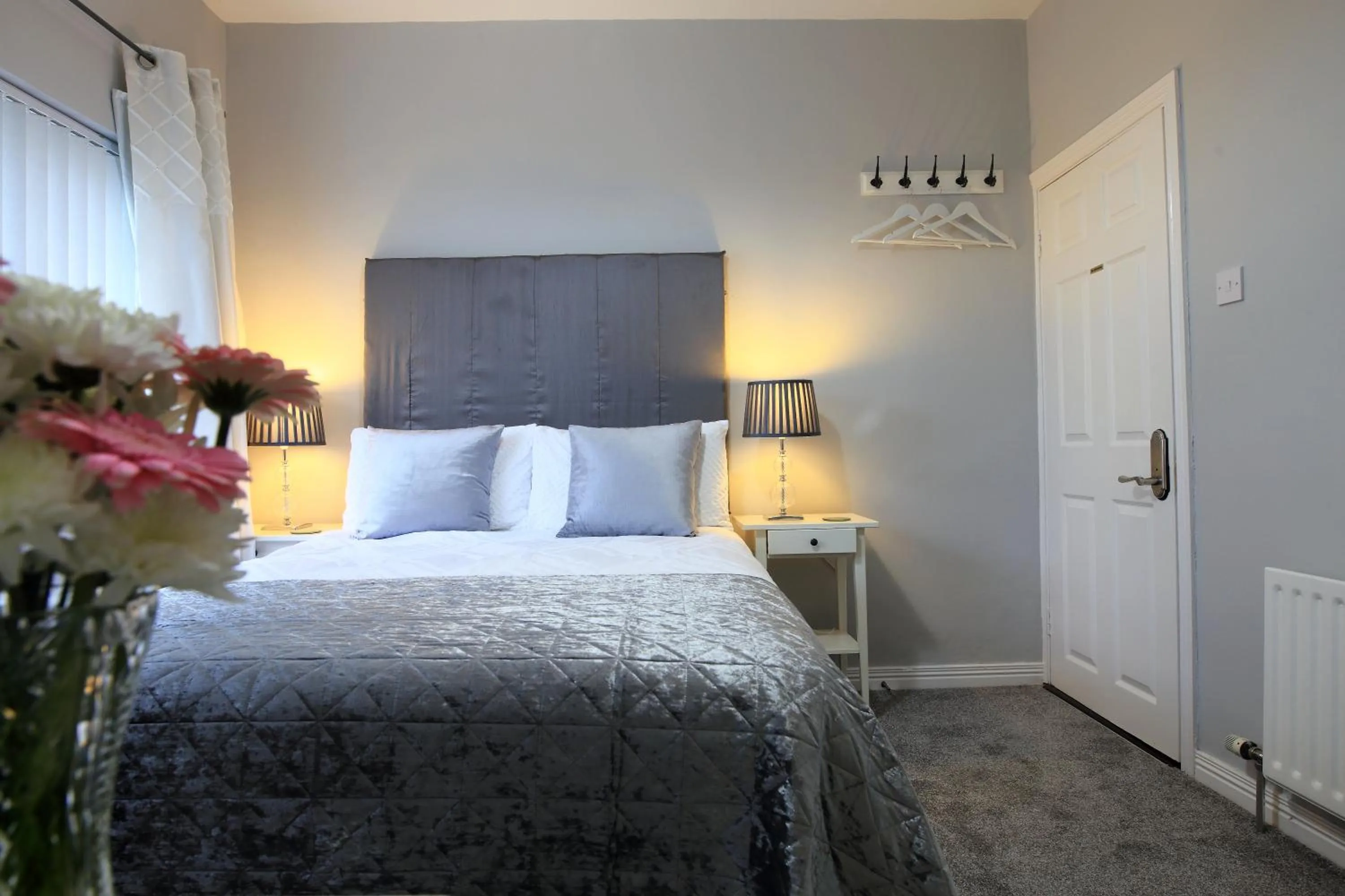 Bed in Elagh View Bed & Breakfast