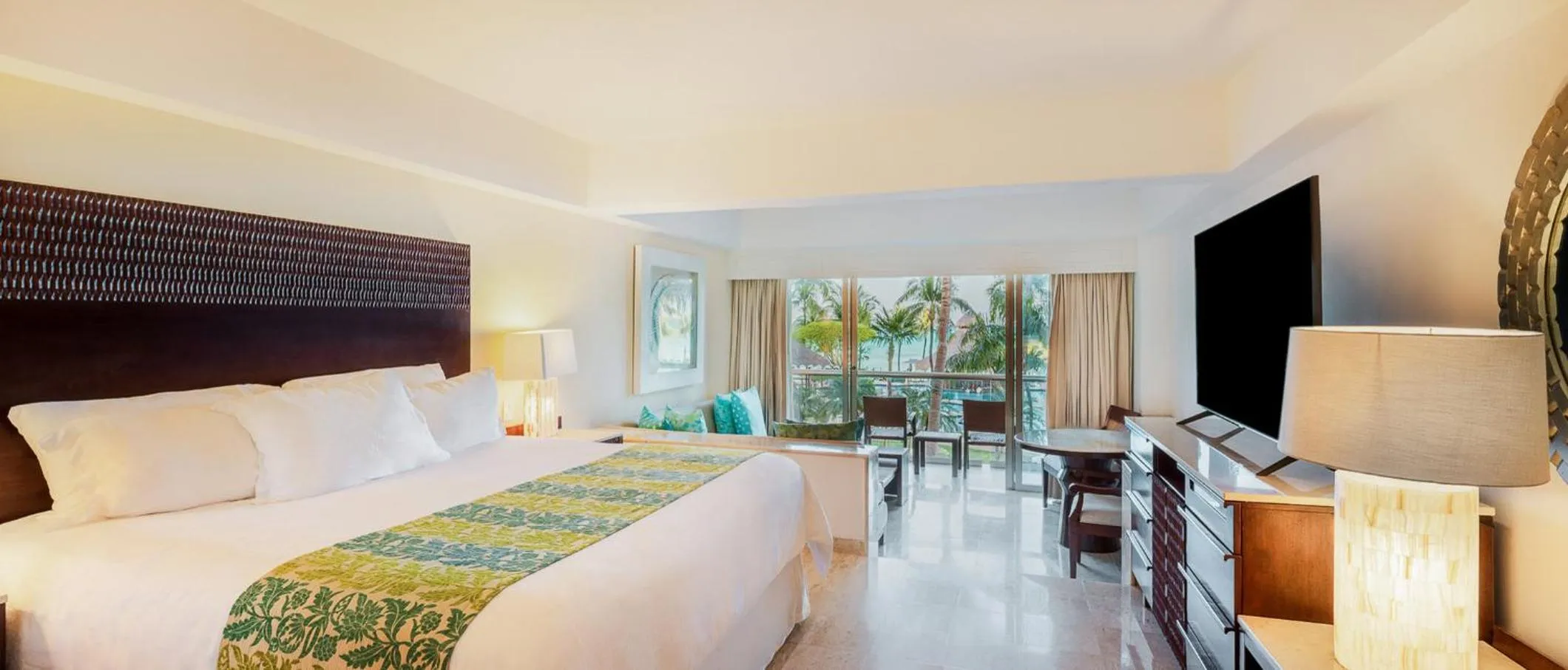 Bedroom, Bed in Grand Fiesta Americana Coral Beach Cancun - All Inclusive