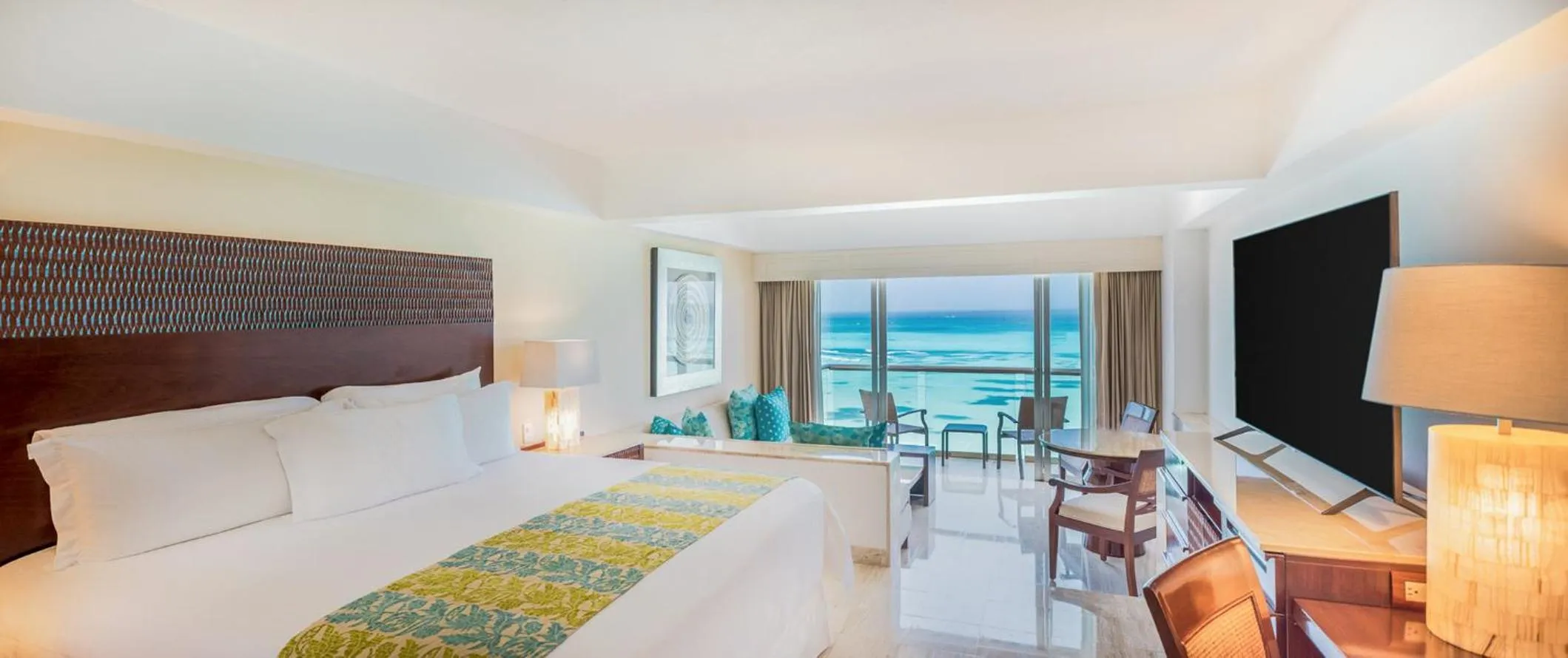 Bedroom, Bed in Grand Fiesta Americana Coral Beach Cancun - All Inclusive