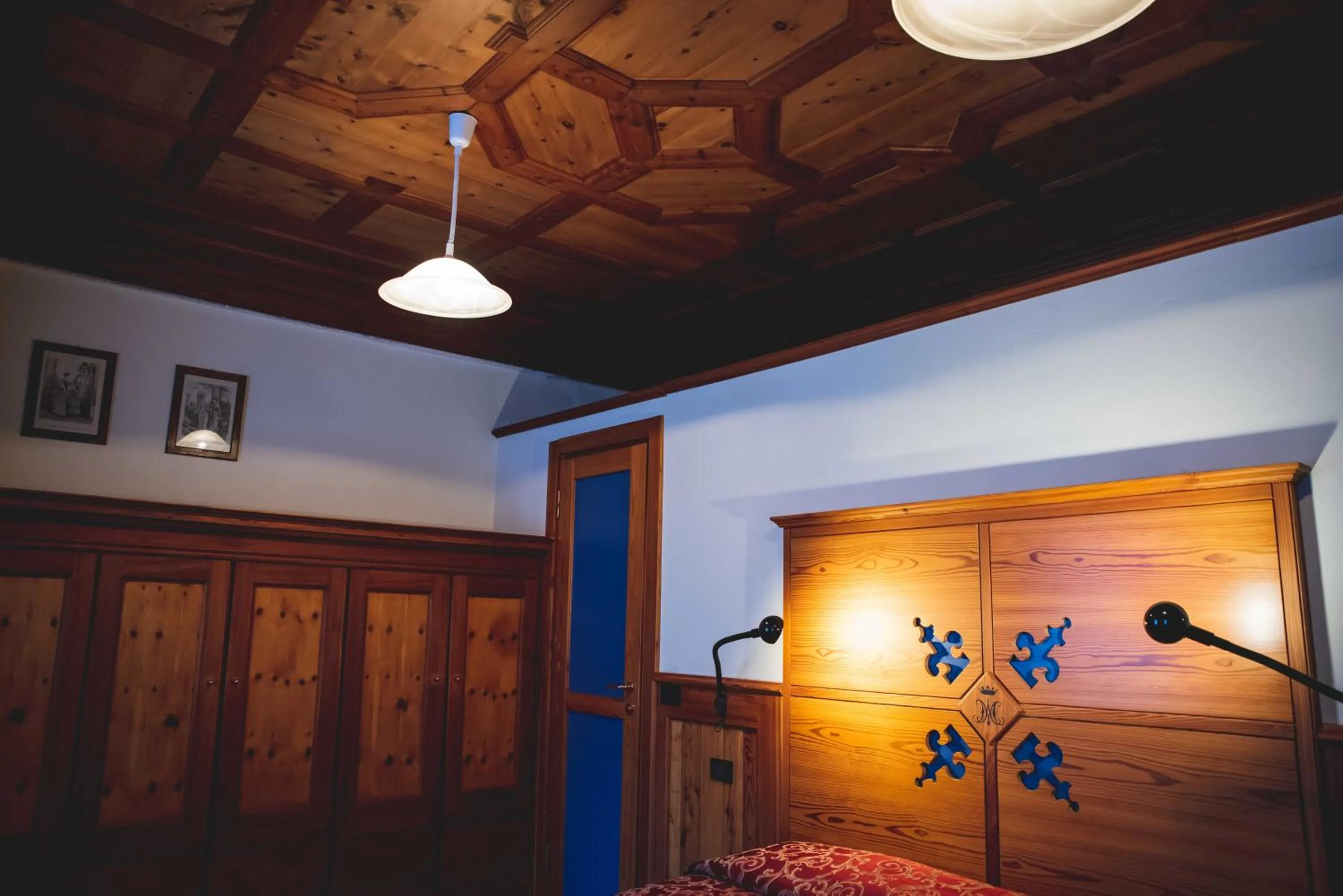 Bedroom in Hotel La Villa della Regina