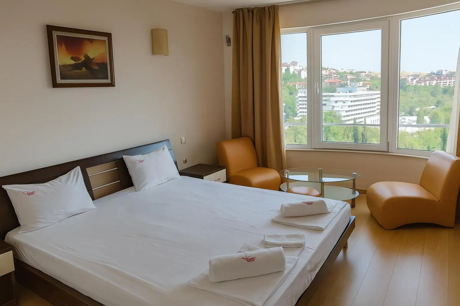 Photo of the whole room, Bed in Hotel Avis