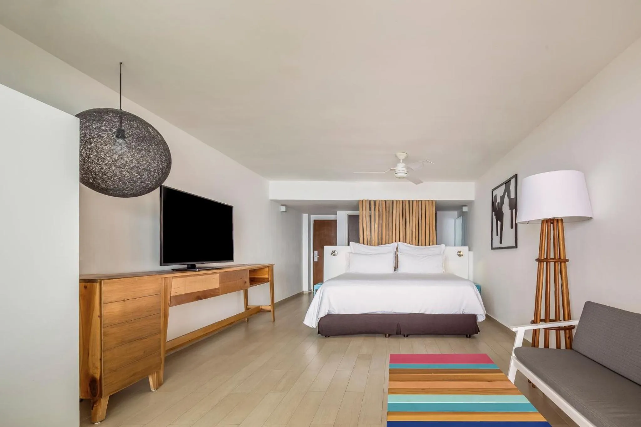 Photo of the whole room, Bed in Fiesta Americana Cozumel All Inclusive