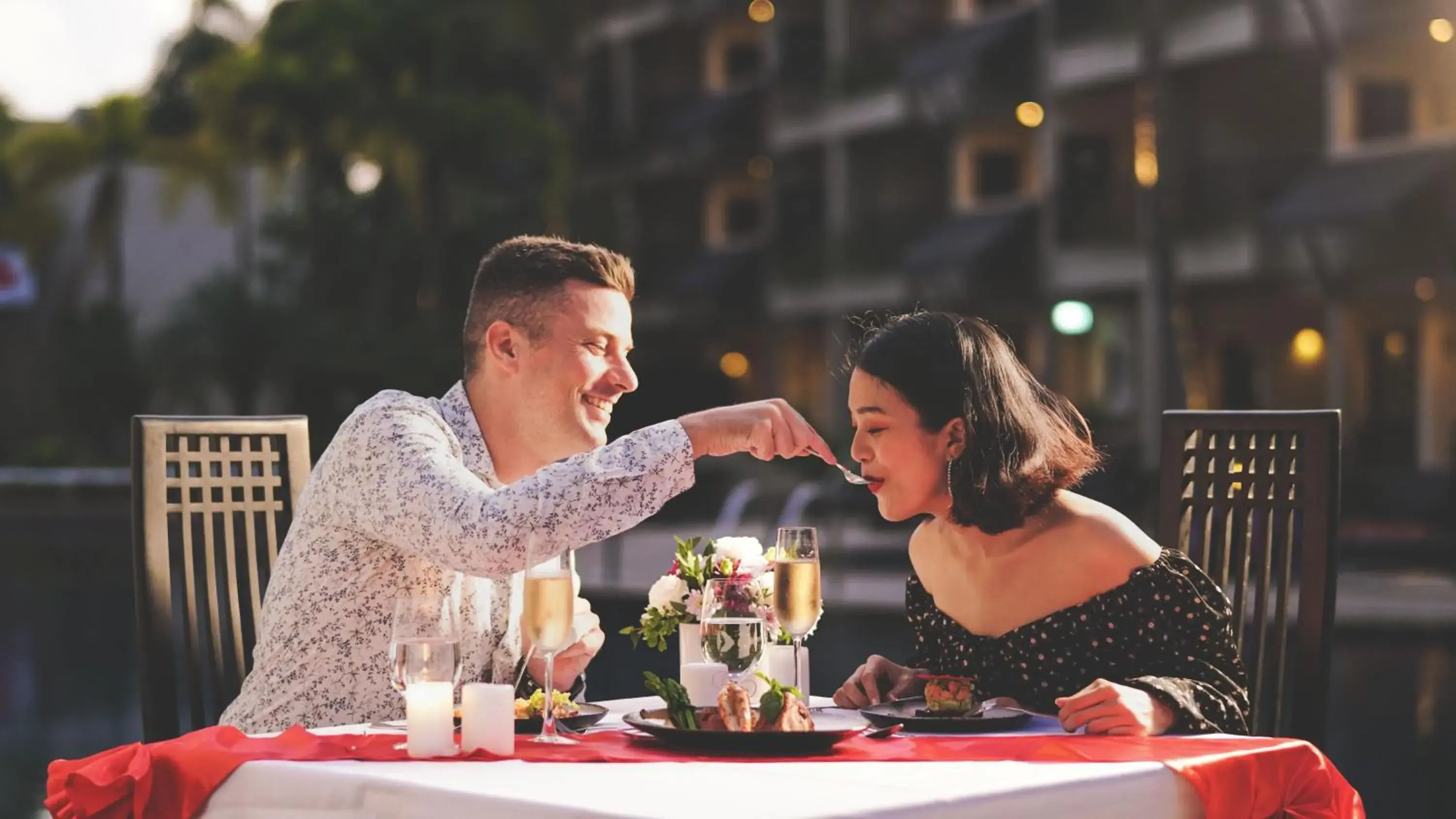 Restaurant/places to eat in Radisson Resort and Suites Phuket Restaurant/places to eat in Radisson Resort and Suites Phuket