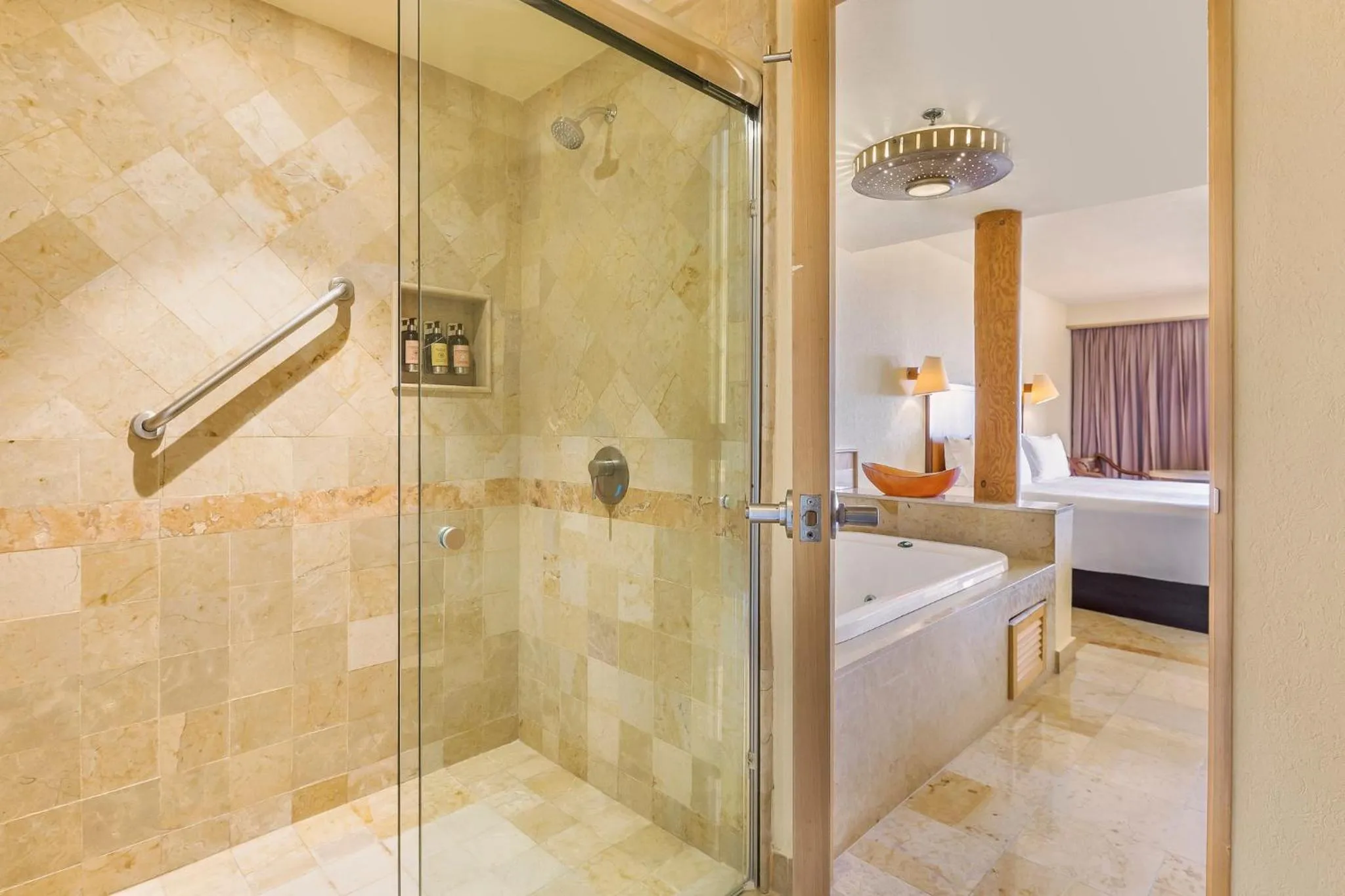 Shower in Grand Fiesta Americana Los Cabos All Inclusive Golf & Spa