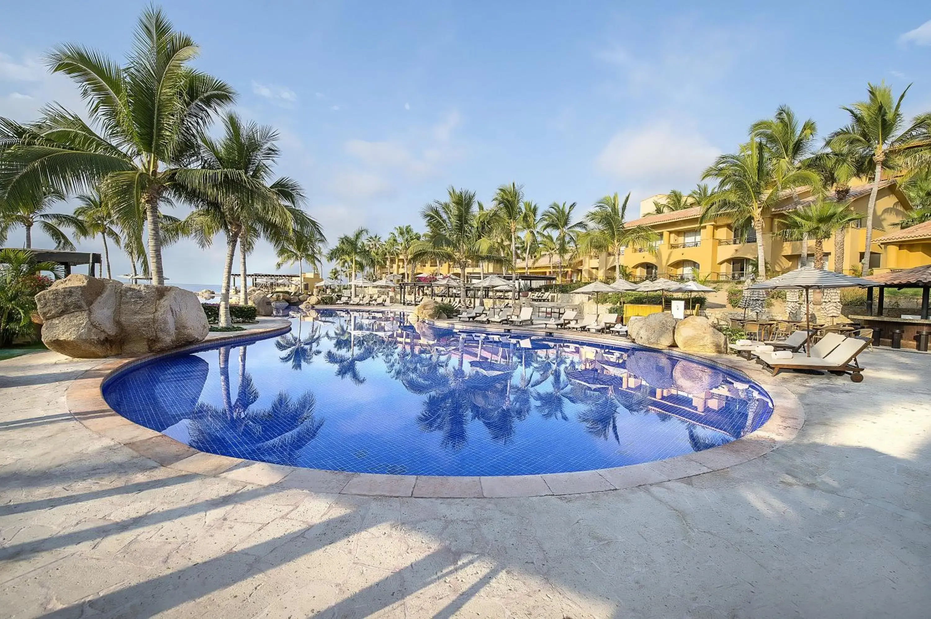 Swimming pool in Grand Fiesta Americana Los Cabos All Inclusive Golf & Spa Swimming pool in Grand Fiesta Americana Los Cabos All Inclusive Golf & Spa