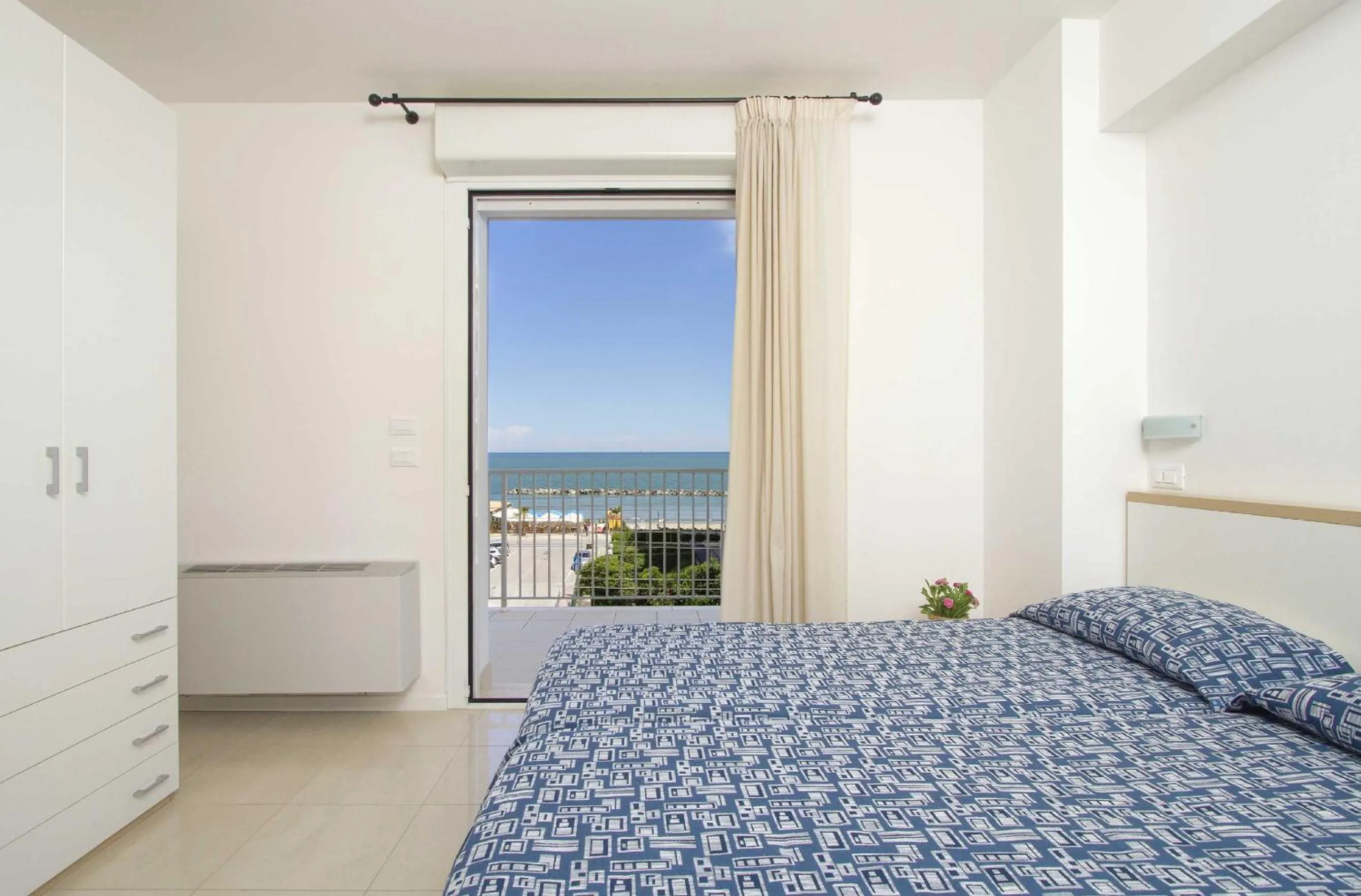 Bed in Residence I Delfini