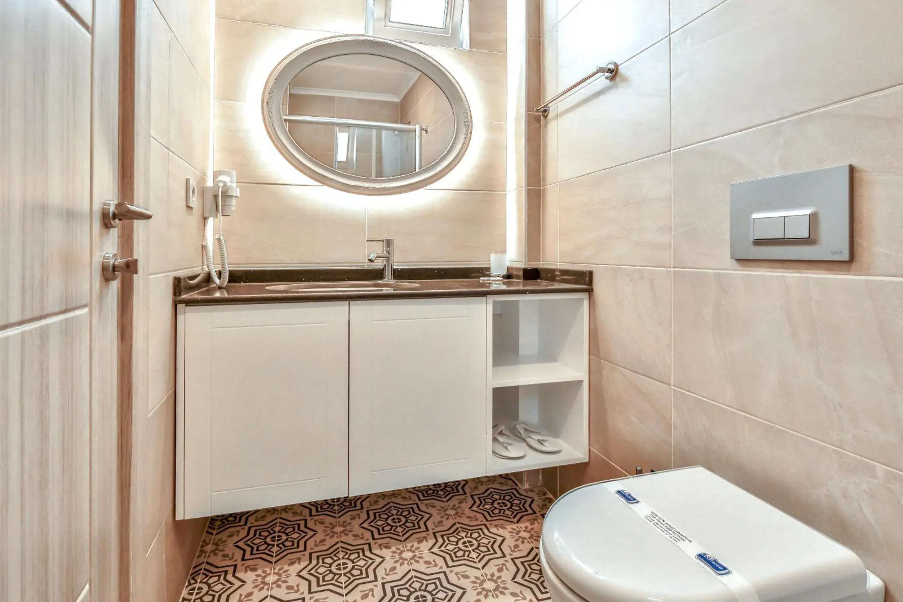 Deluxe Double or Twin Room with Side Sea View in Kaş Artemis Hotel Deluxe Double or Twin Room with Side Sea View in Kaş Artemis Hotel