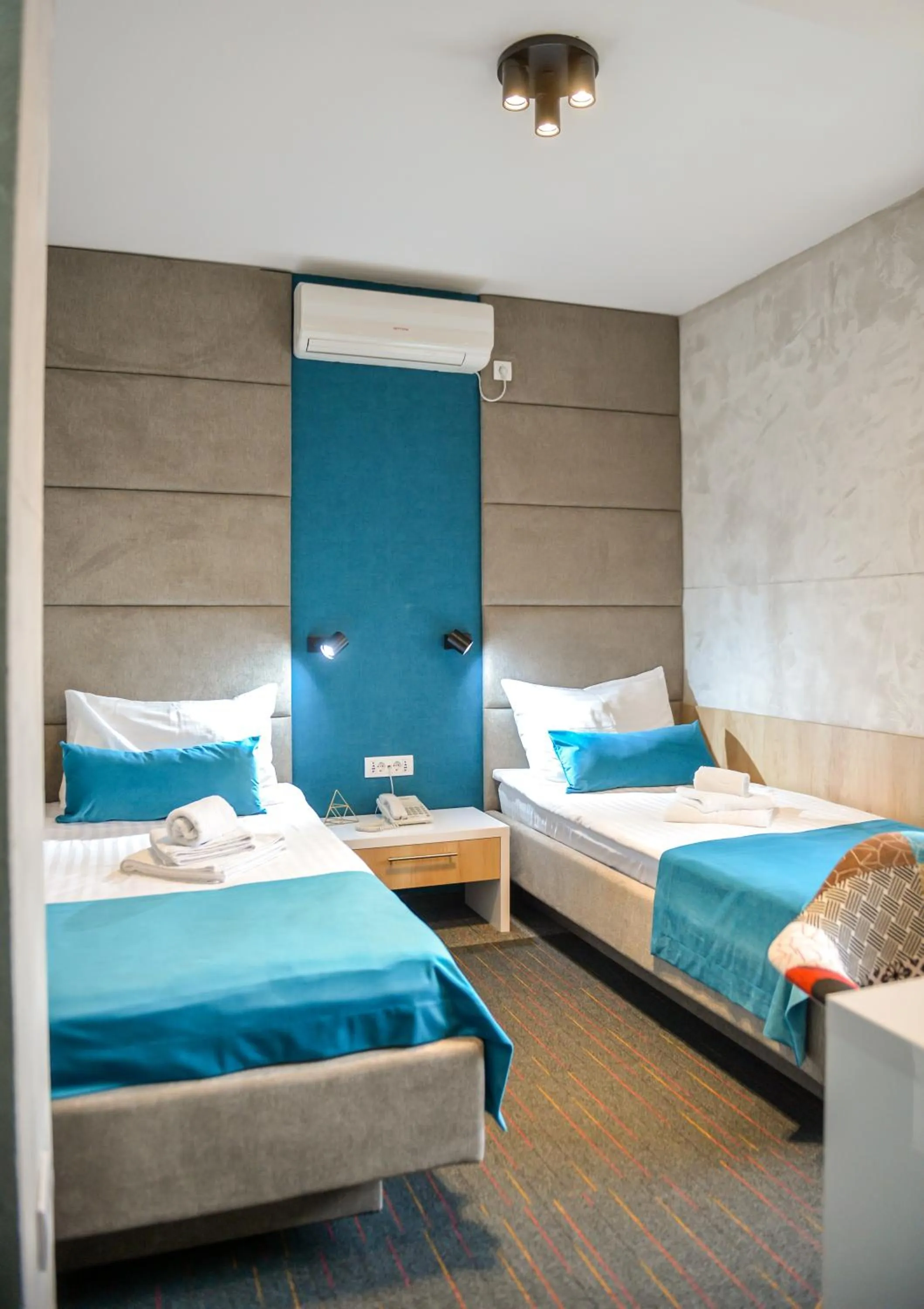 Bed in Garni hotel King