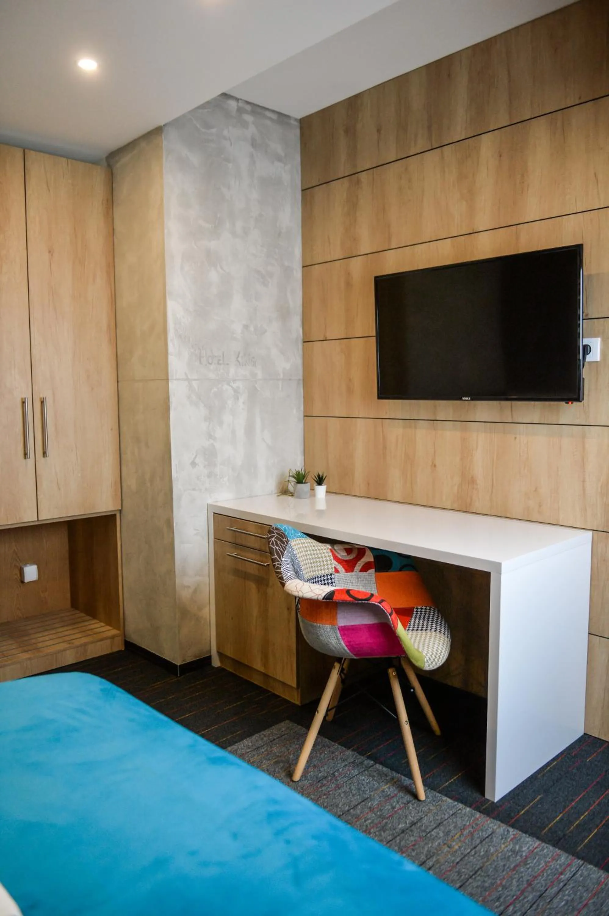 TV and multimedia, Bed in Garni hotel King