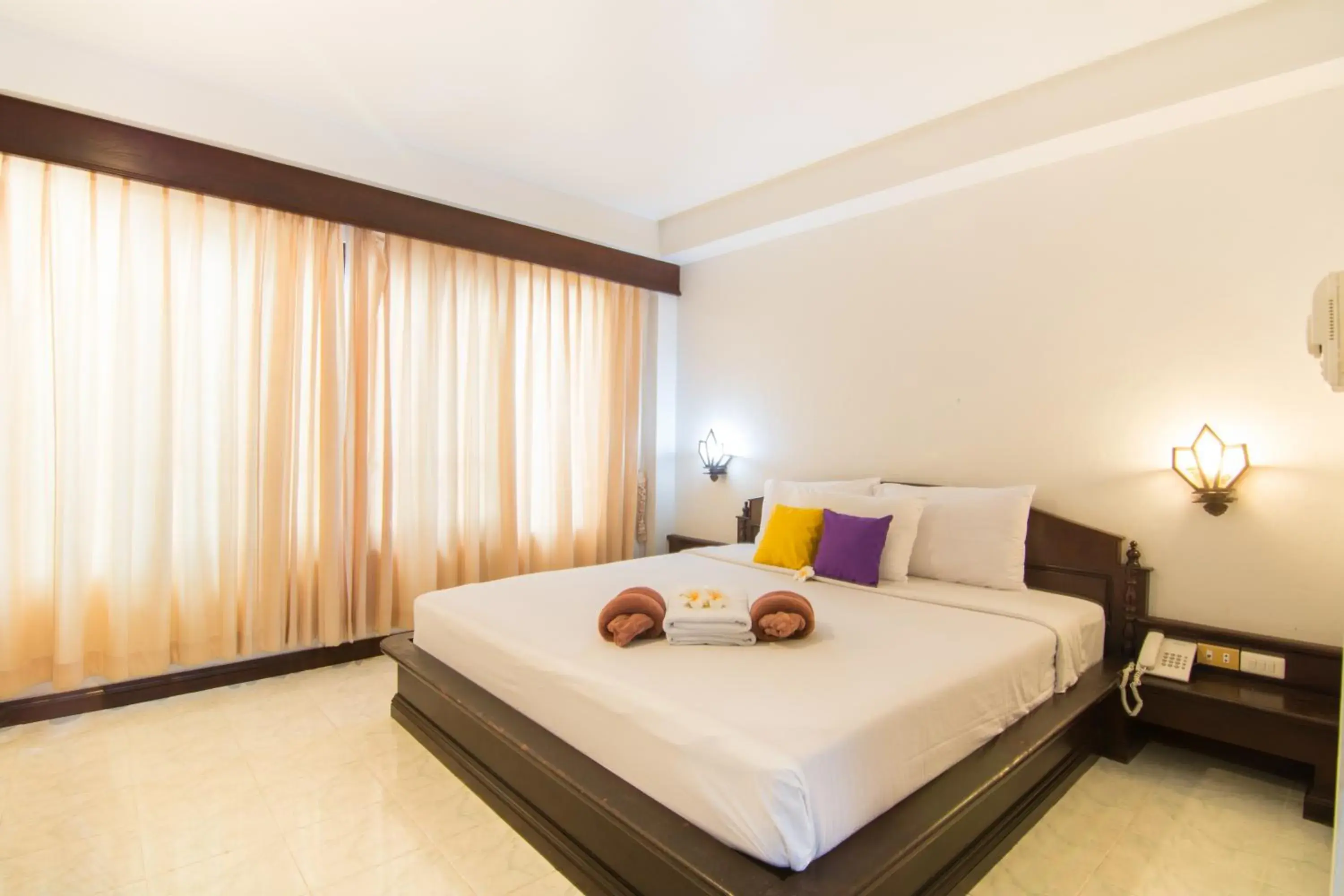 Bed in Samui First House Hotel Bed in Samui First House Hotel