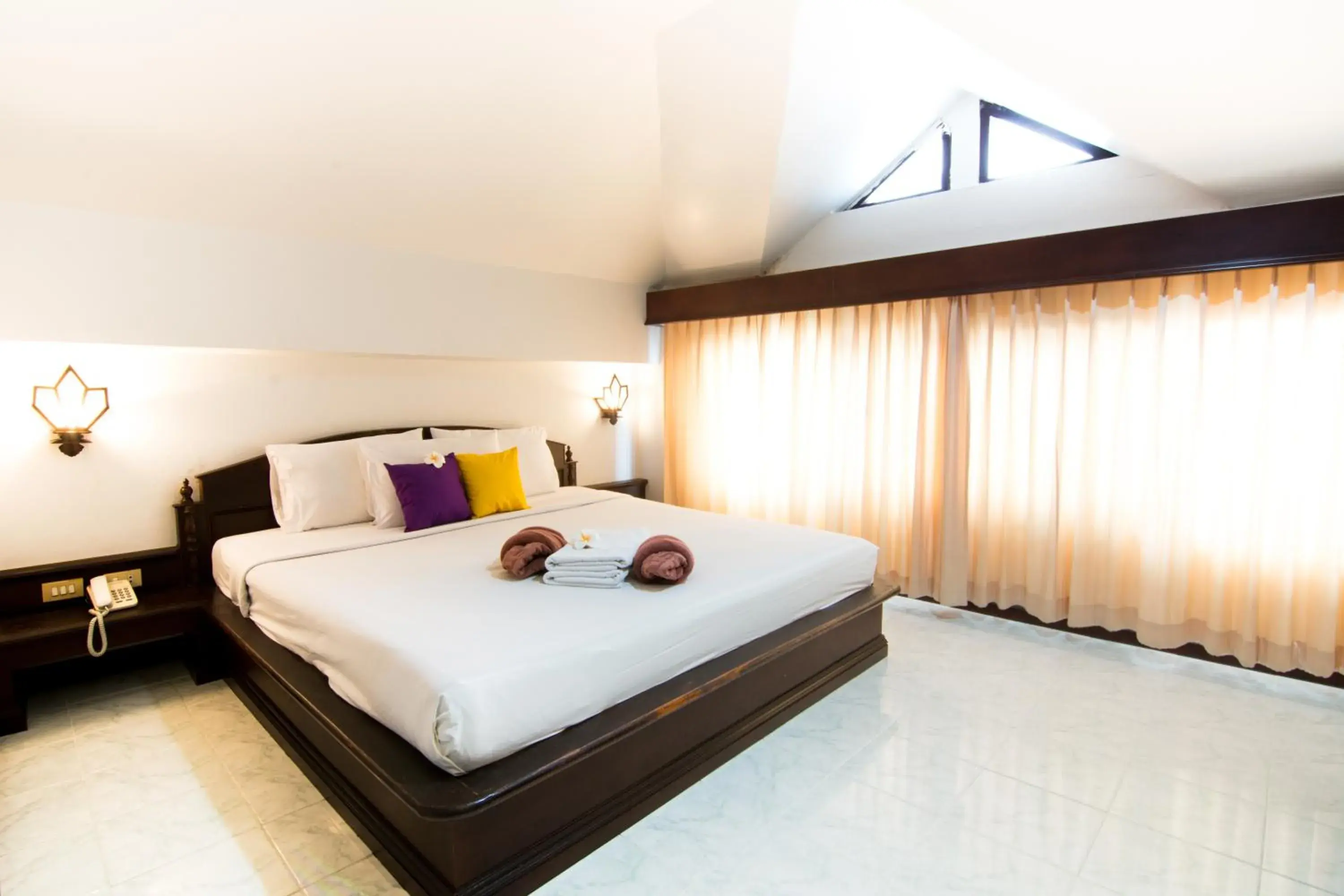 Bed in Samui First House Hotel Bed in Samui First House Hotel