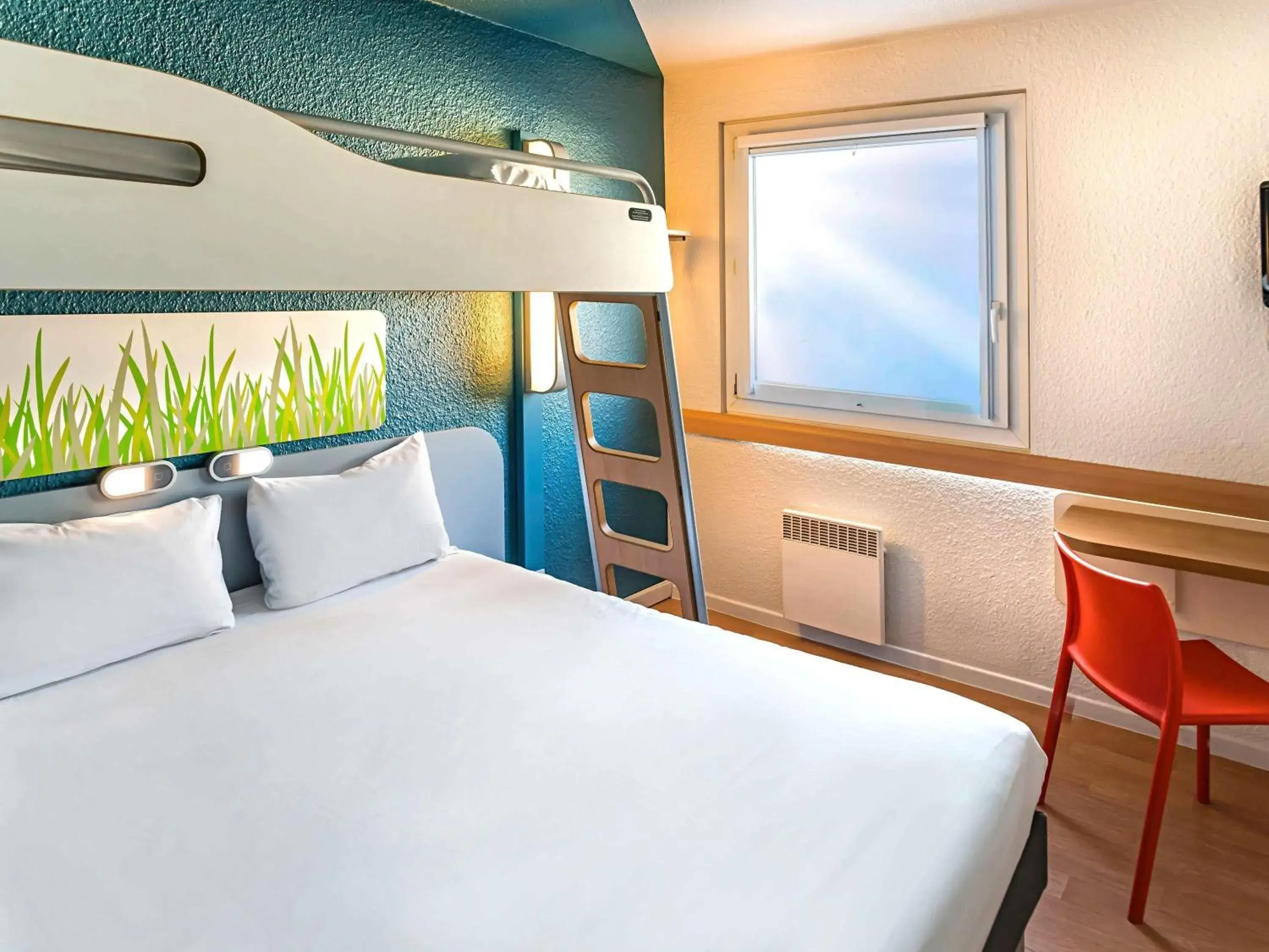 Bedroom, Bed in ibis budget Strasbourg Sud Illkirch Bedroom, Bed in ibis budget Strasbourg Sud Illkirch