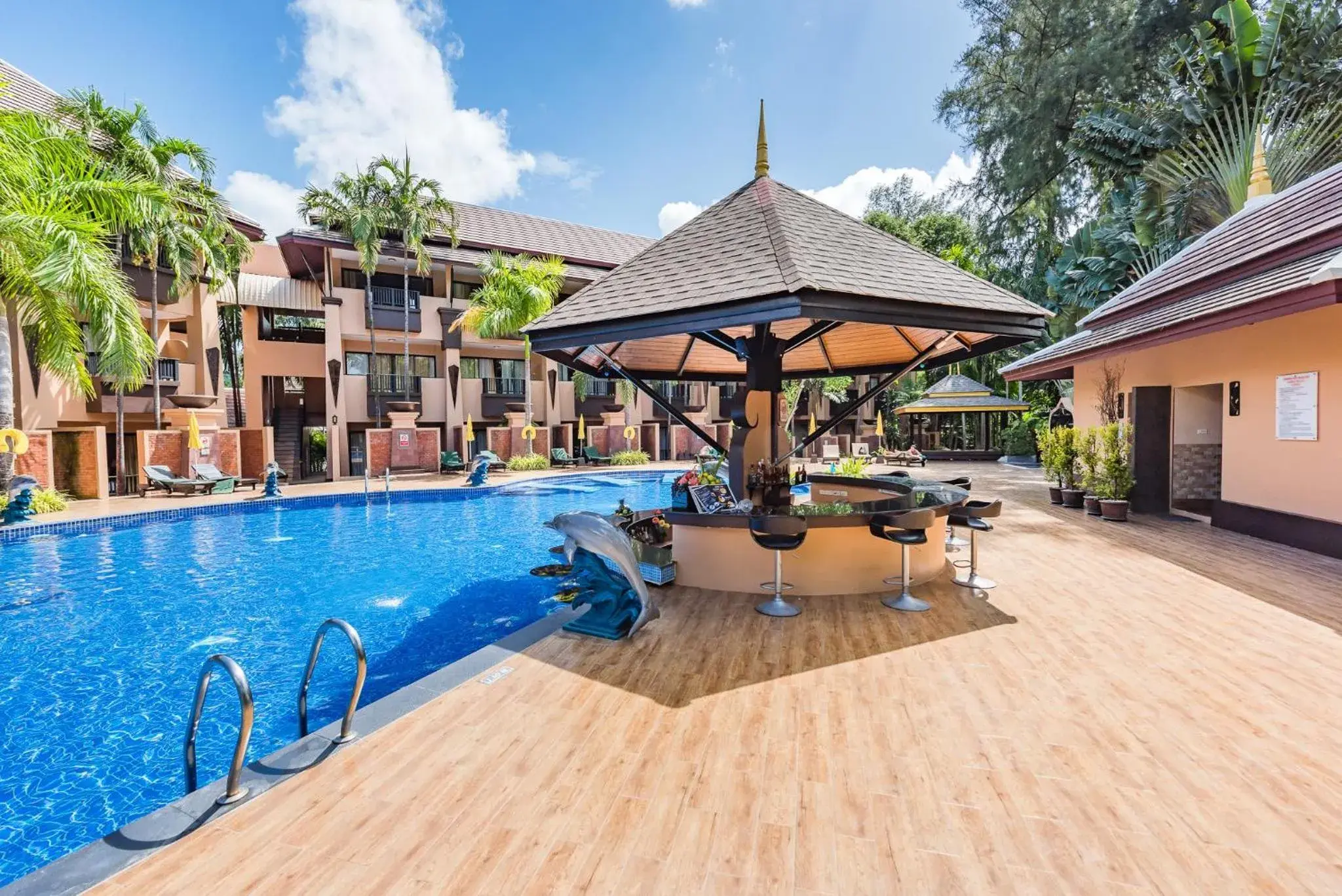 Lounge or bar in Princess Kamala Beachfront Hotel - SHA Extra Plus Lounge or bar in Princess Kamala Beachfront Hotel - SHA Extra Plus