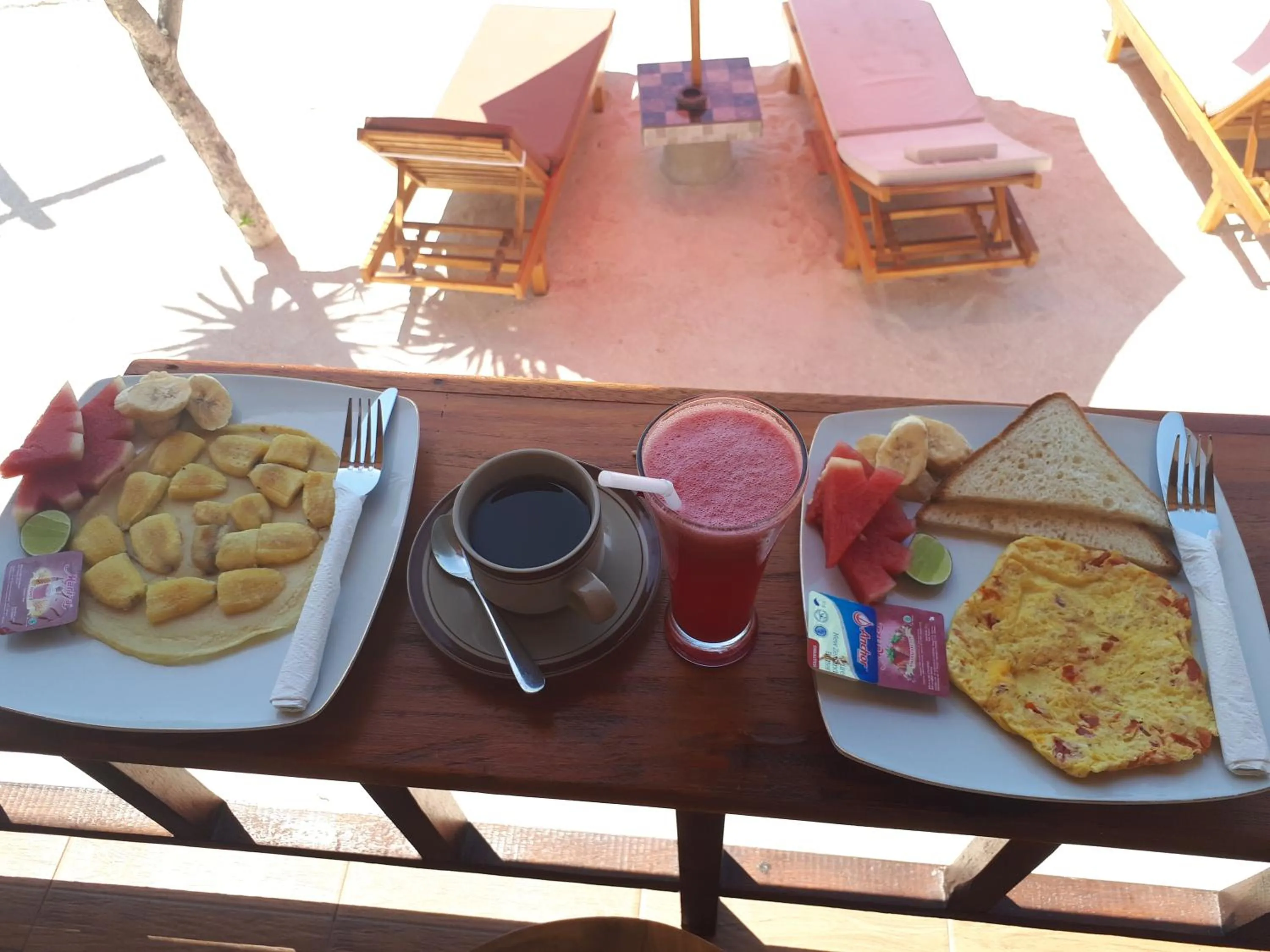 Breakfast in Double'A beach house
