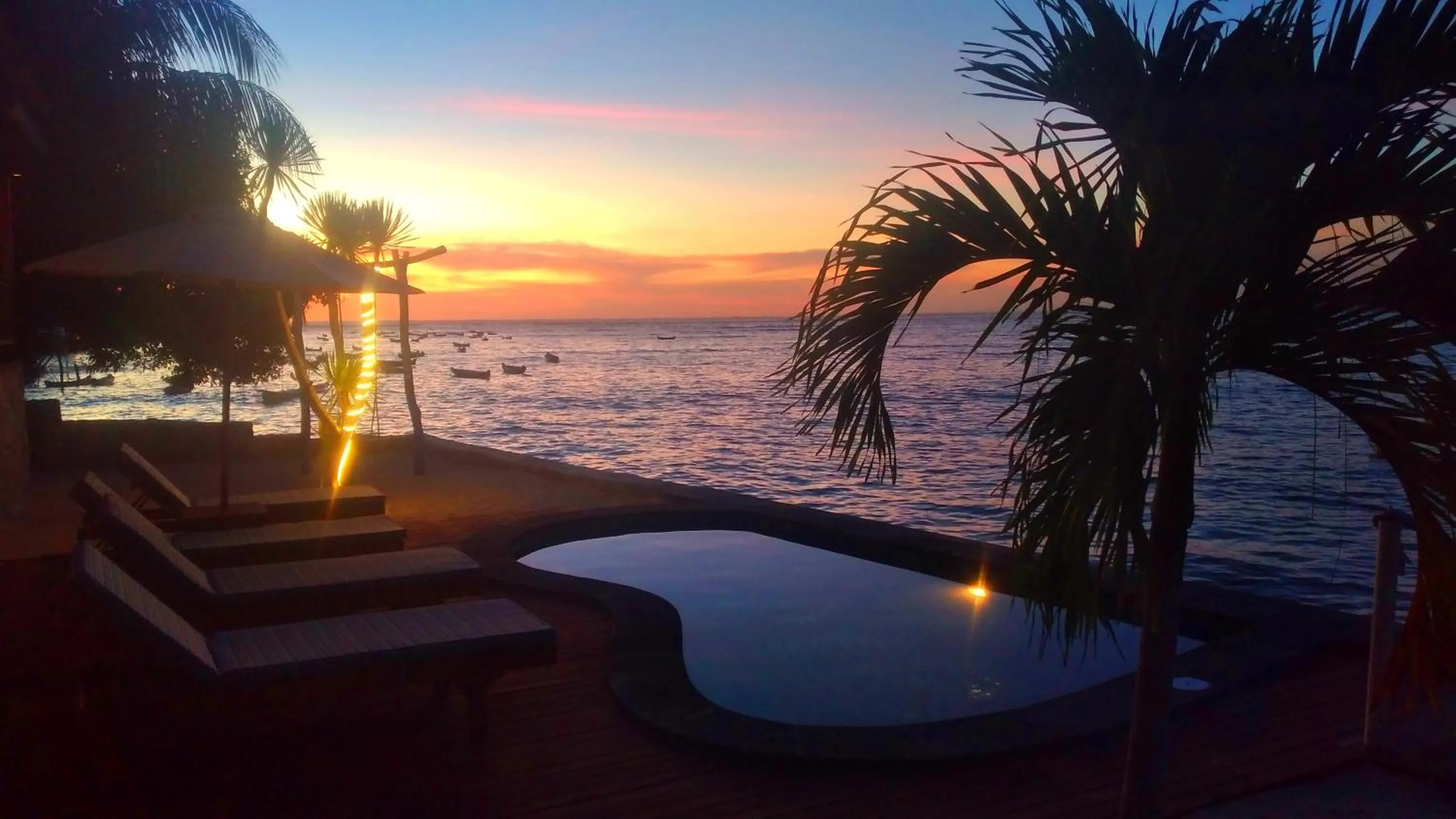Swimming pool in Double'A beach house