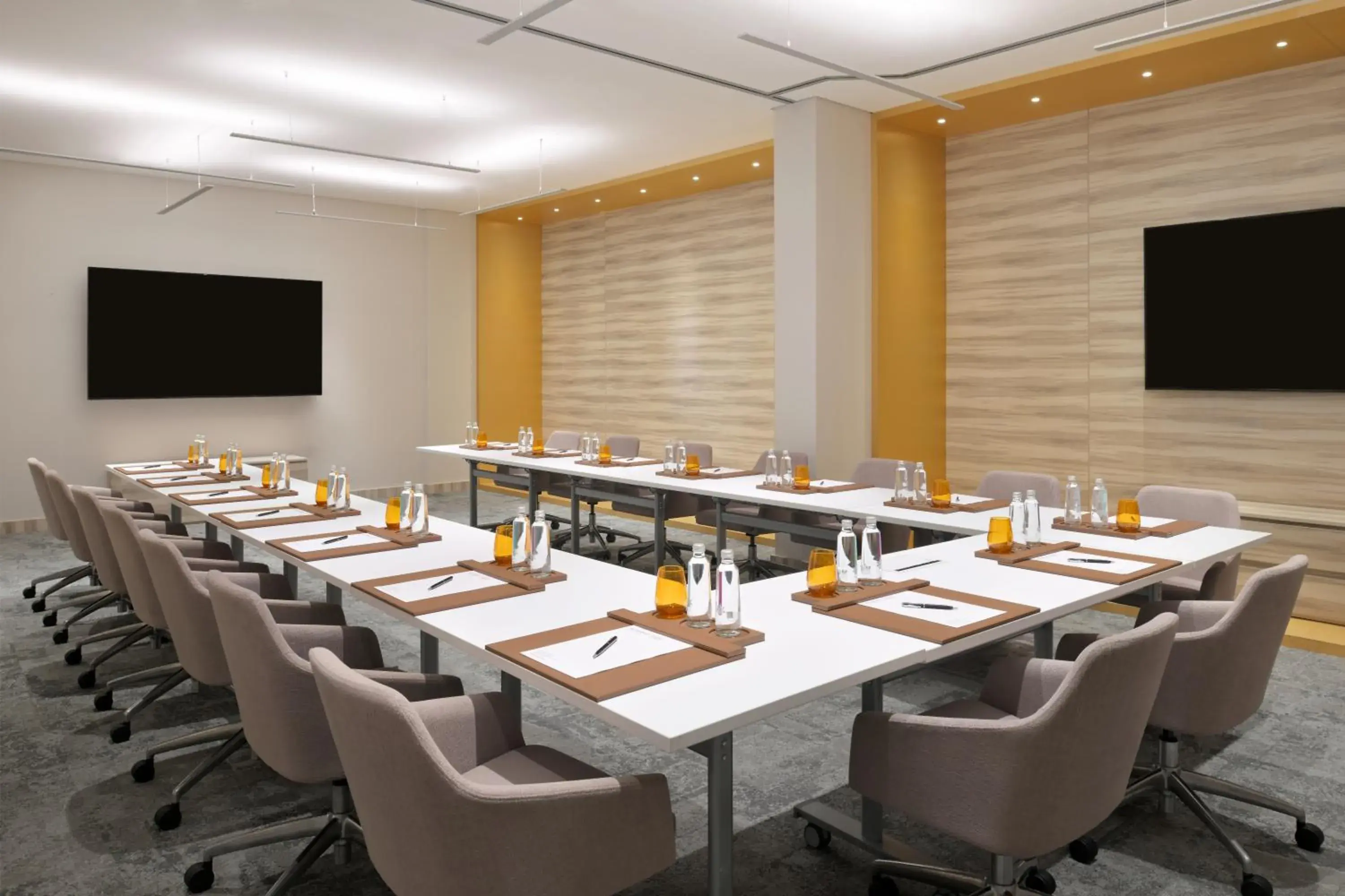 Property building in Mövenpick Hotel Tahlia Jeddah Property building in Mövenpick Hotel Tahlia Jeddah