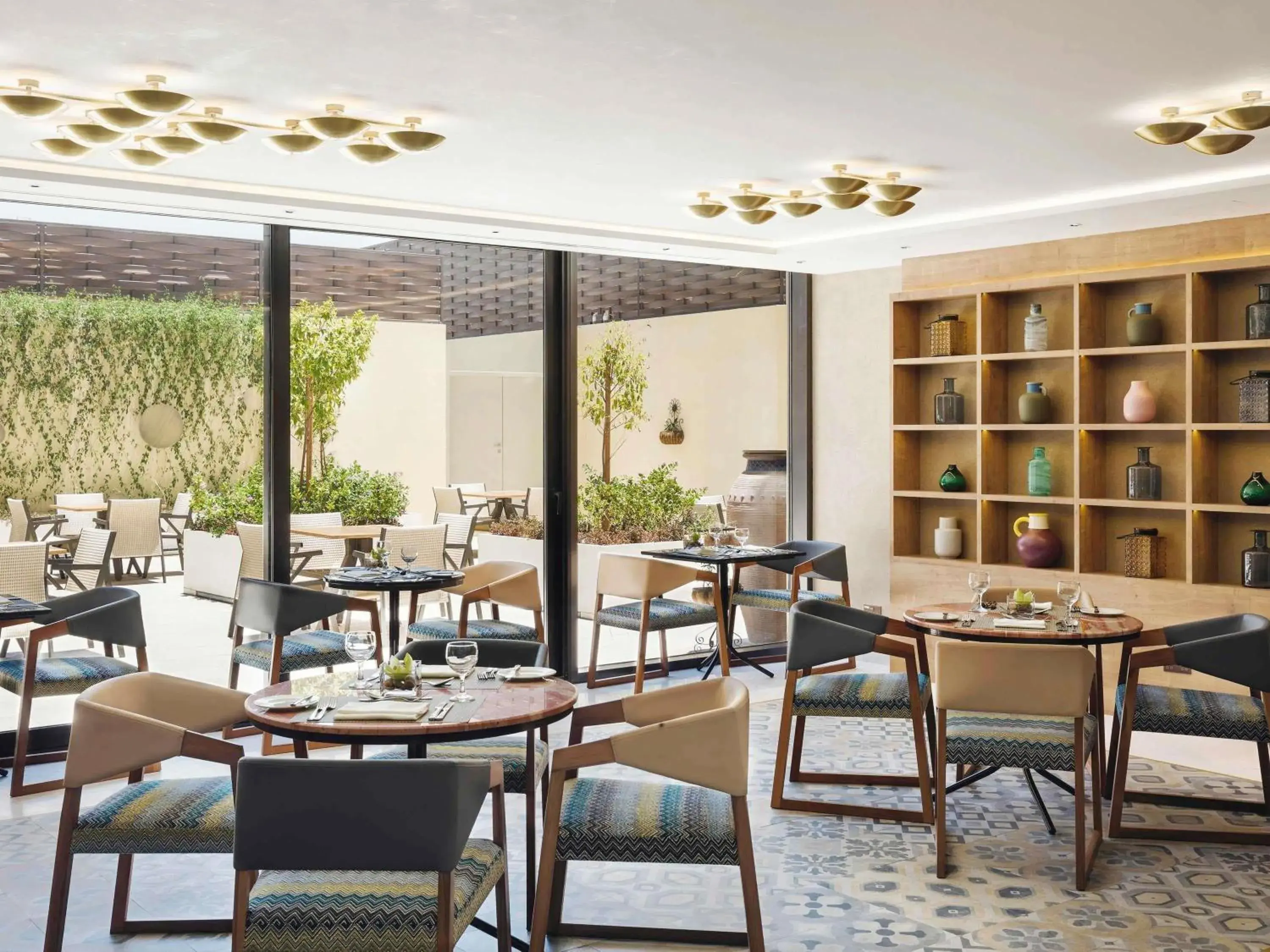 Restaurant/places to eat in Mövenpick Hotel Tahlia Jeddah Restaurant/places to eat in Mövenpick Hotel Tahlia Jeddah