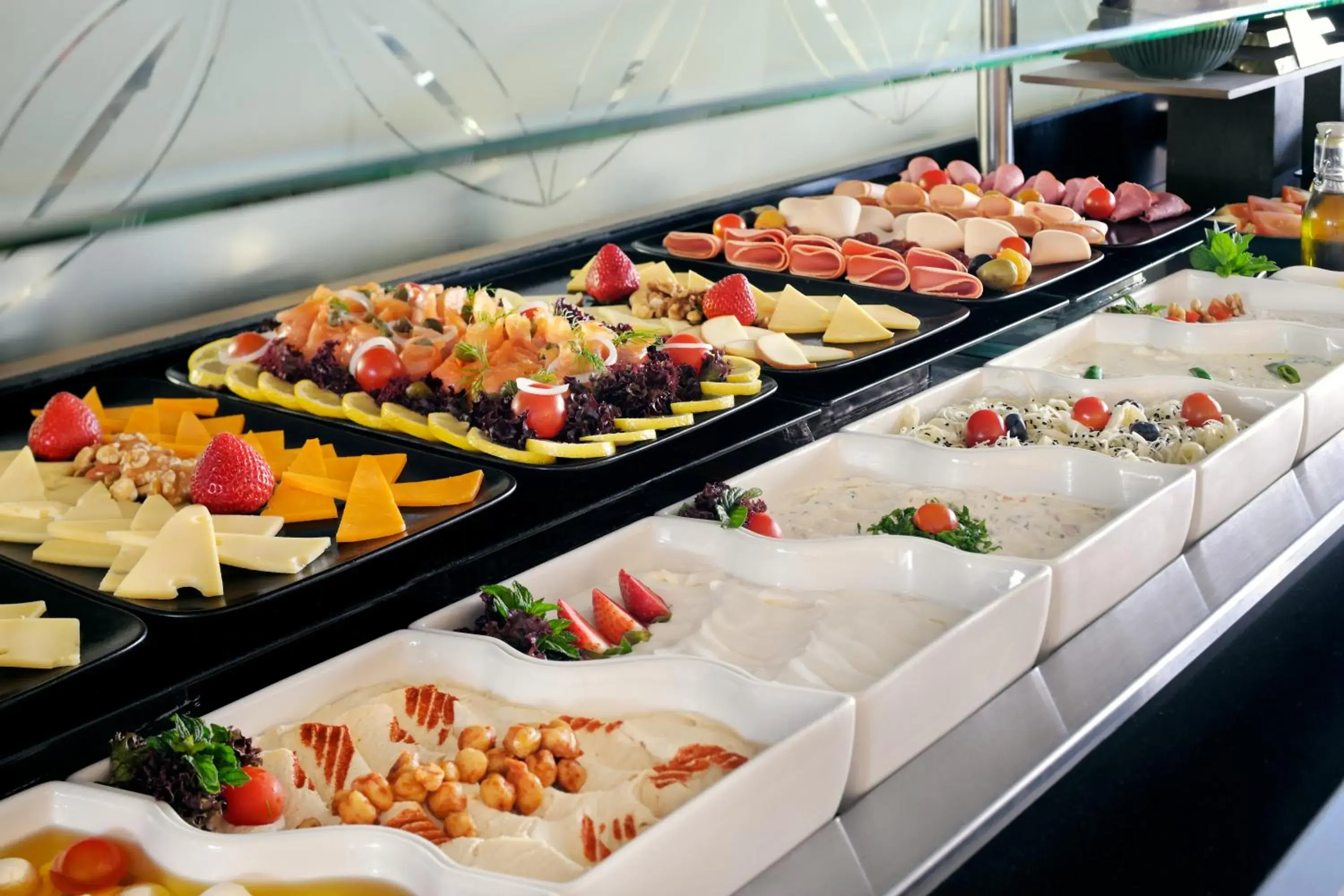 Breakfast in Mövenpick Hotel Tahlia Jeddah Breakfast in Mövenpick Hotel Tahlia Jeddah