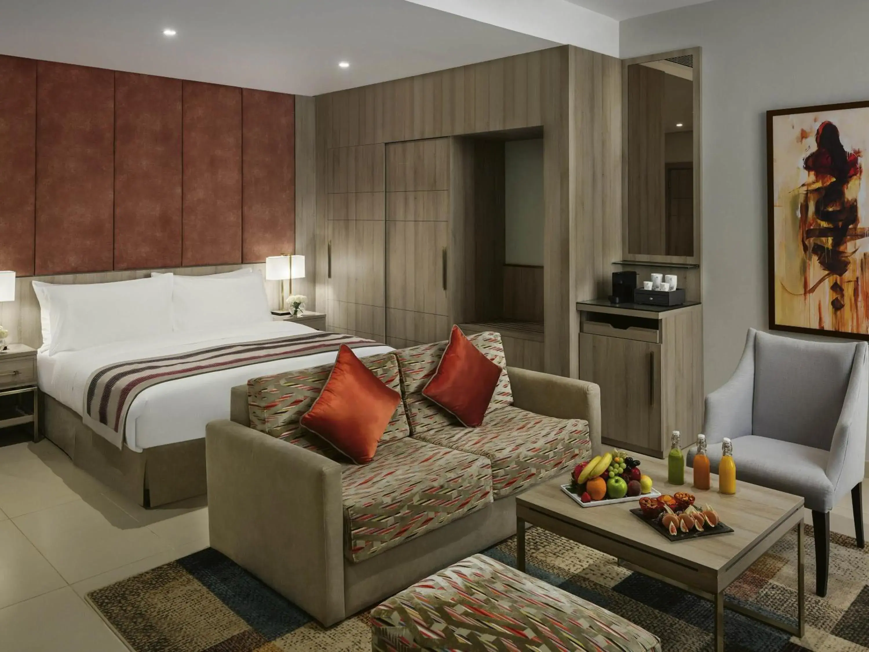 Bedroom, Bed in Mövenpick Hotel Tahlia Jeddah Bedroom, Bed in Mövenpick Hotel Tahlia Jeddah