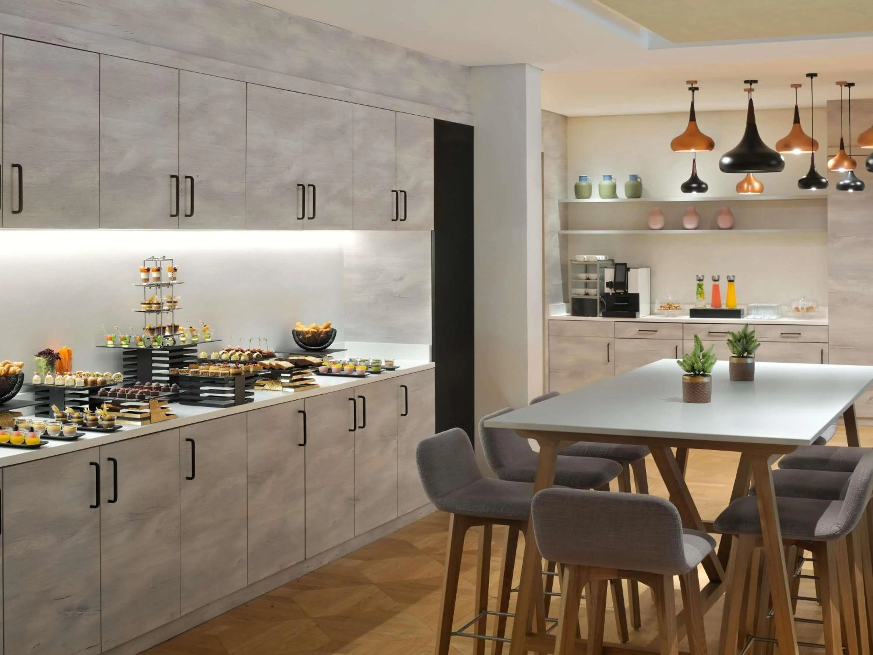 Meeting/conference room in Mövenpick Hotel Tahlia Jeddah