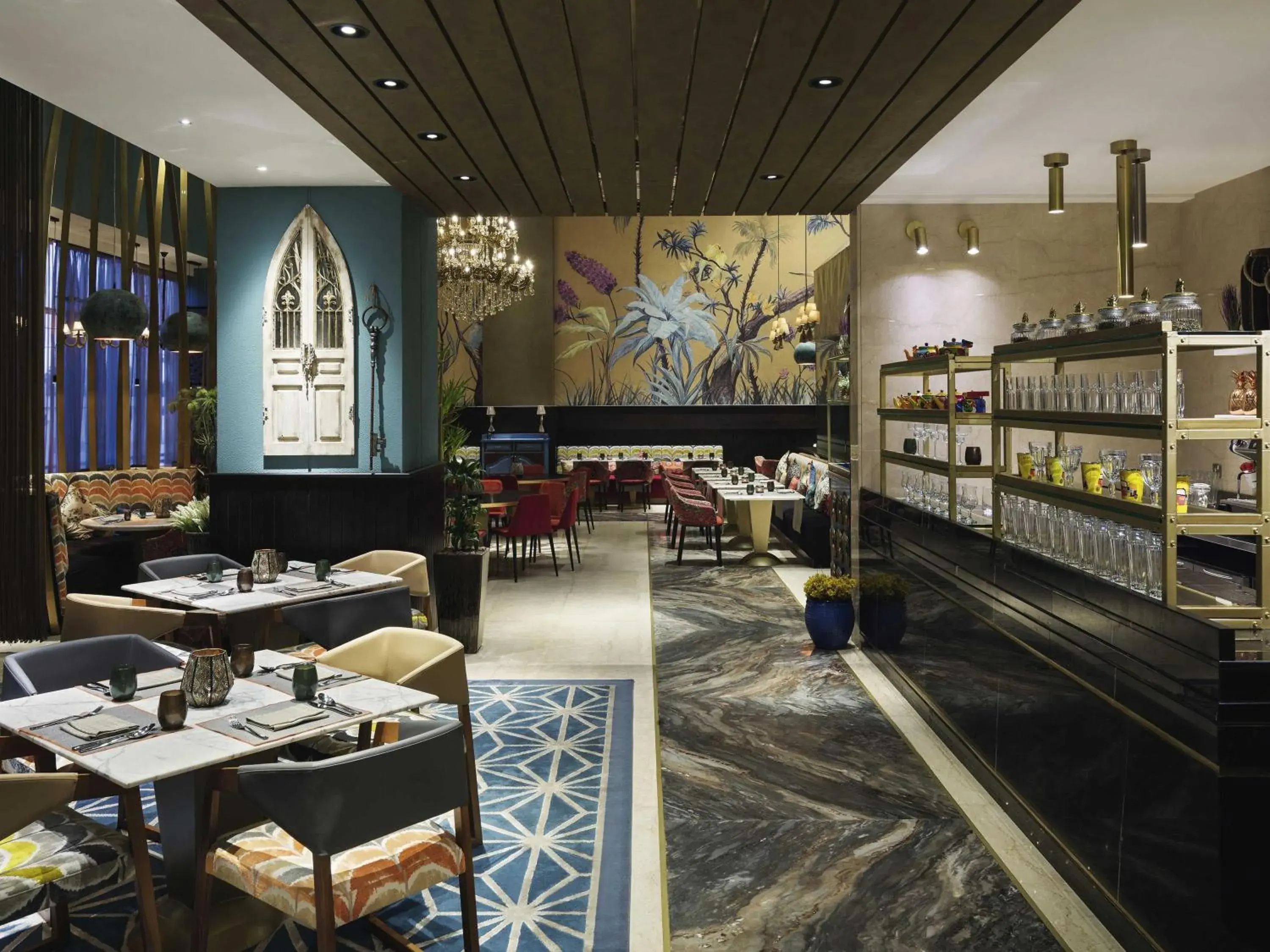 Restaurant/places to eat in Mövenpick Hotel Tahlia Jeddah Restaurant/places to eat in Mövenpick Hotel Tahlia Jeddah