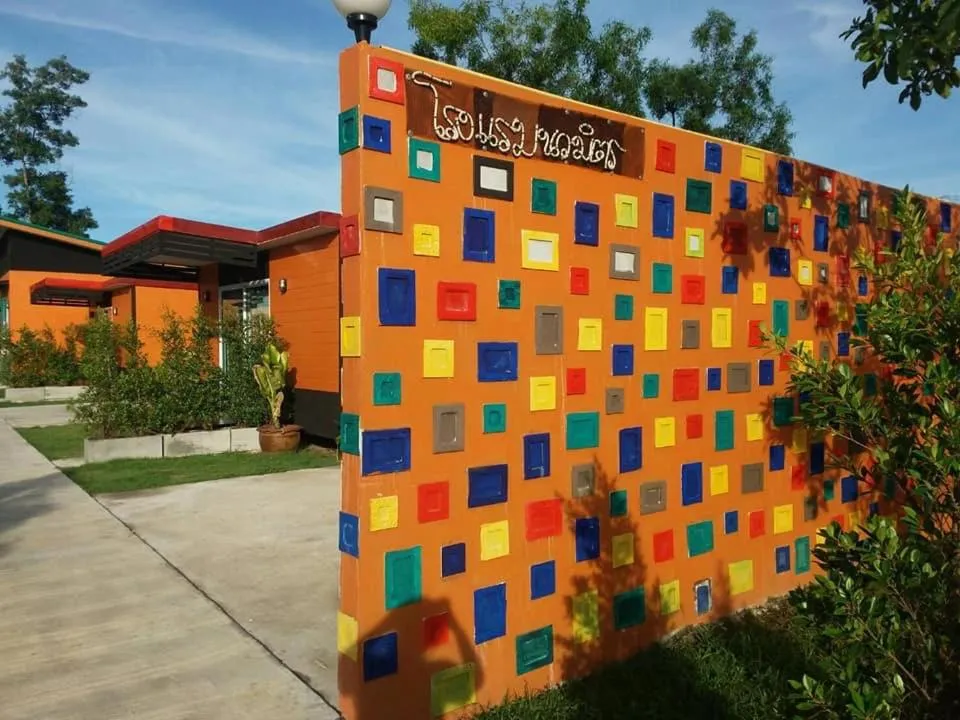 Property building in Nawamit Home Garden