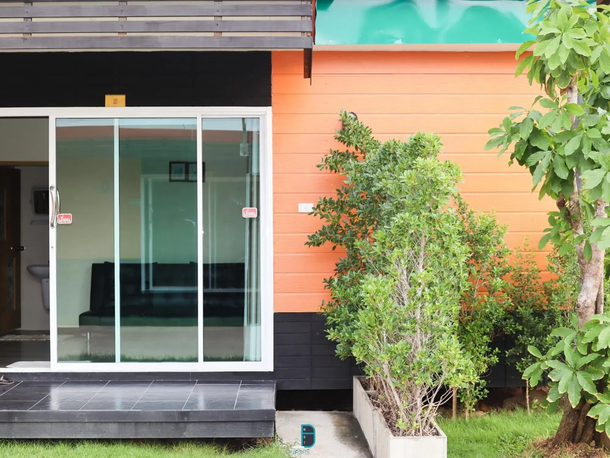 Facade/entrance in Nawamit Home Garden Facade/entrance in Nawamit Home Garden