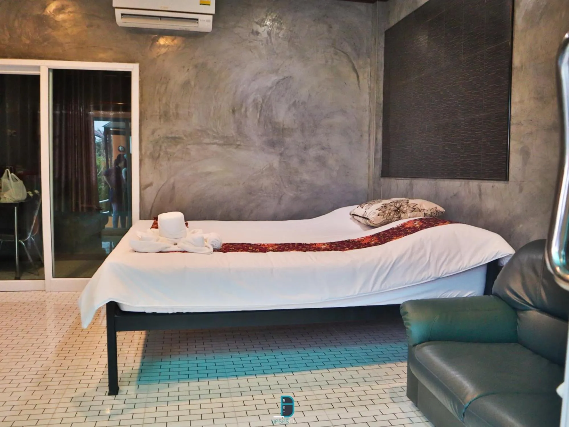 Bedroom in Nawamit Home Garden