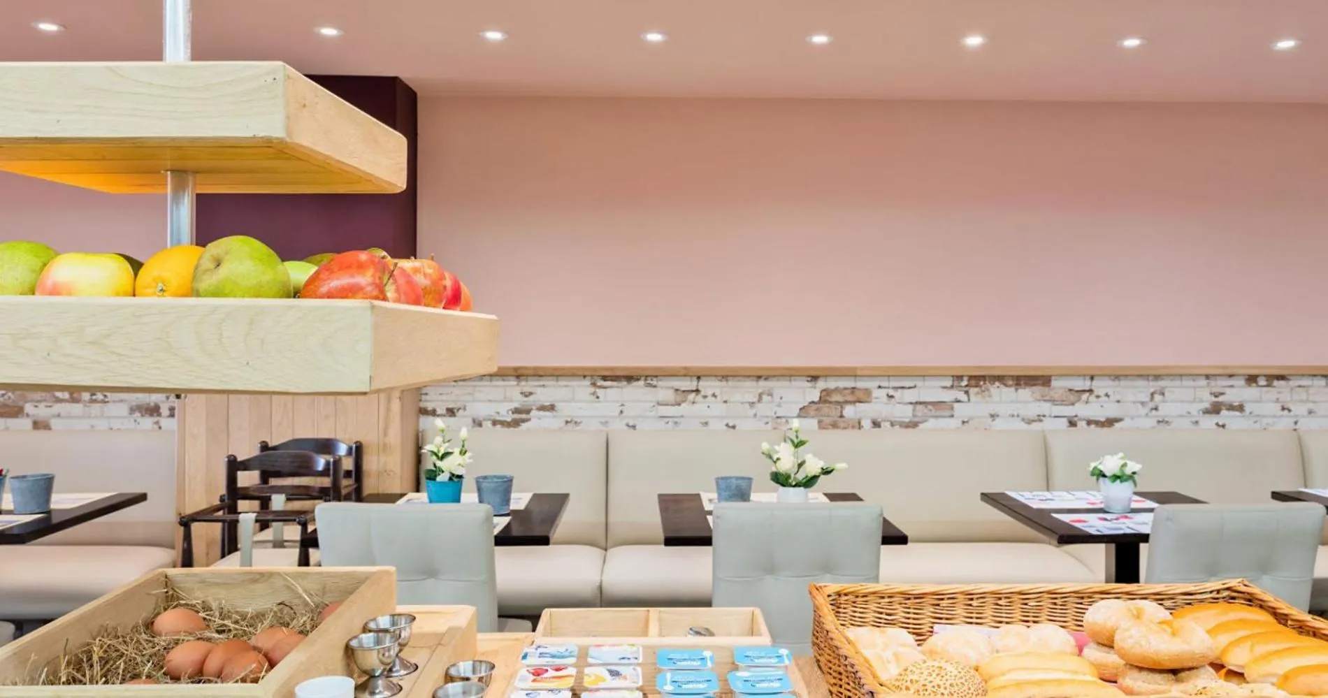 Restaurant/places to eat in Hotel De Zeebries